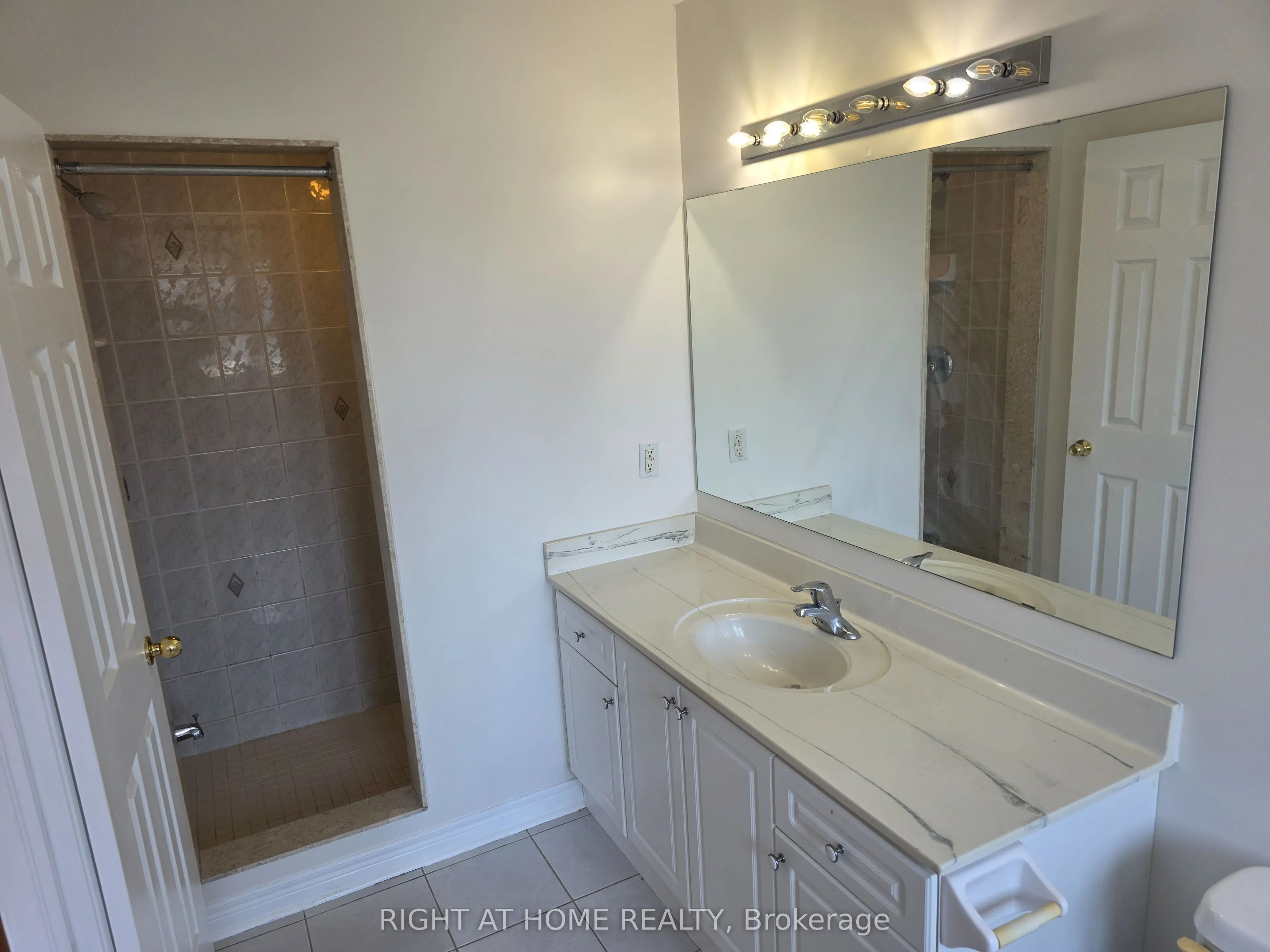 3249 Cabano Crescent