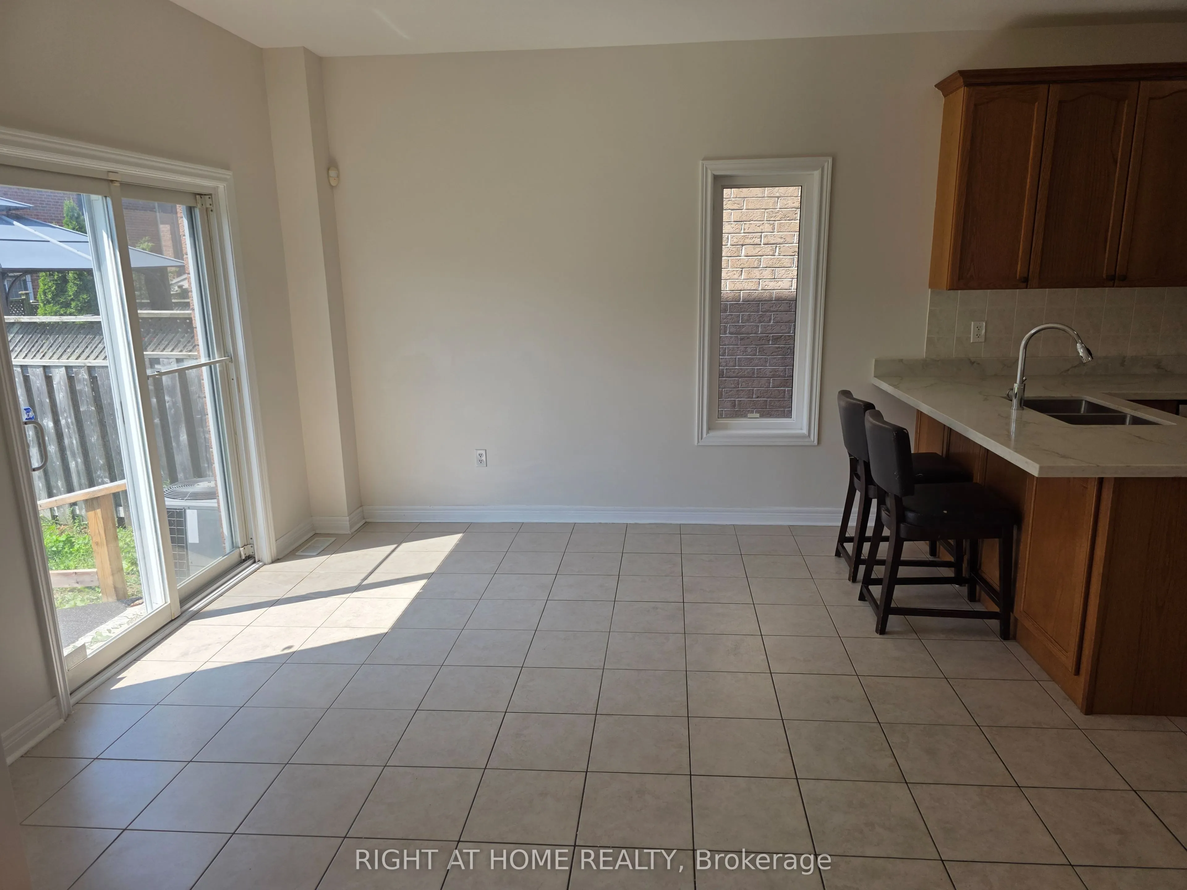 3249 Cabano Crescent