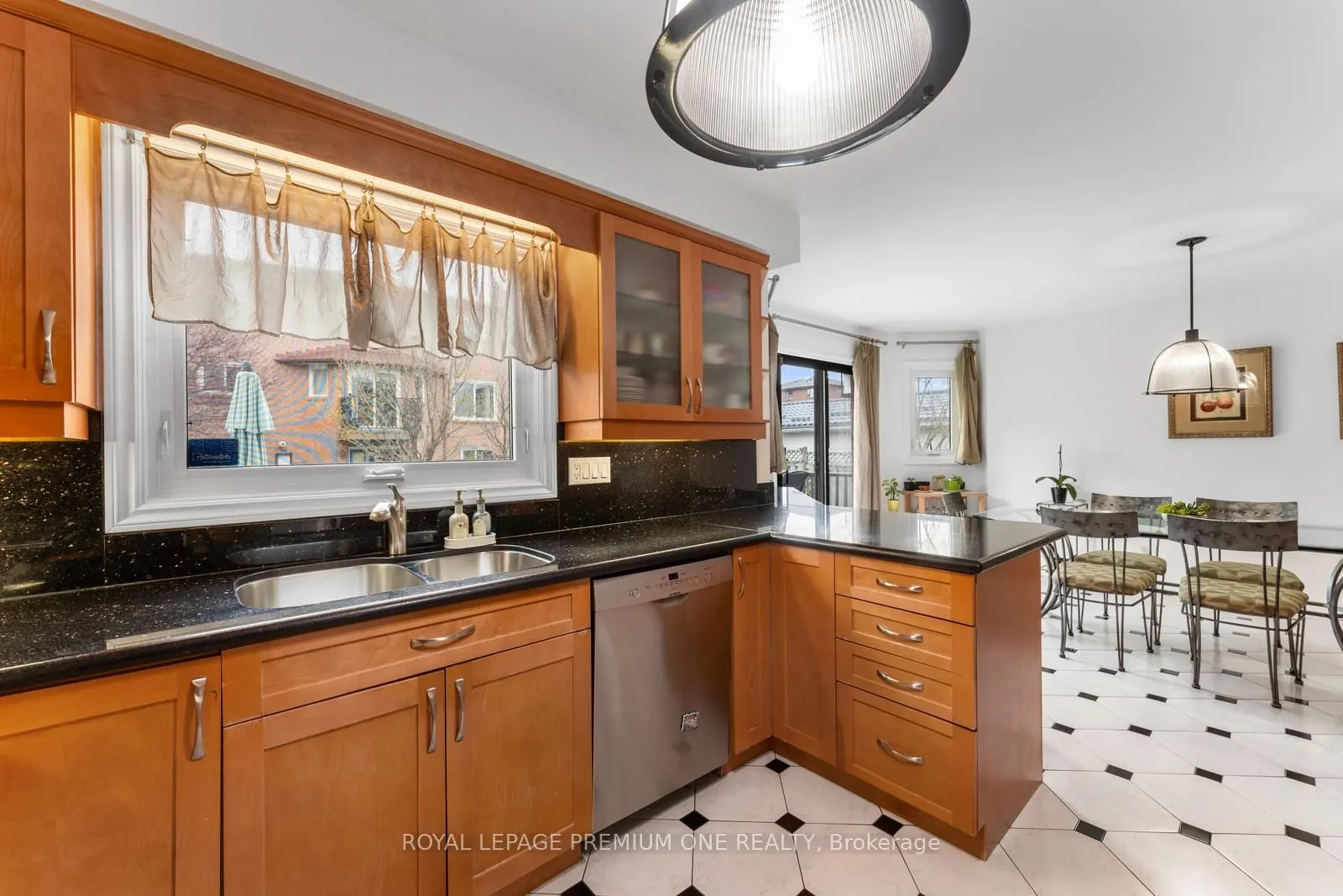 14 Bradmore Avenue