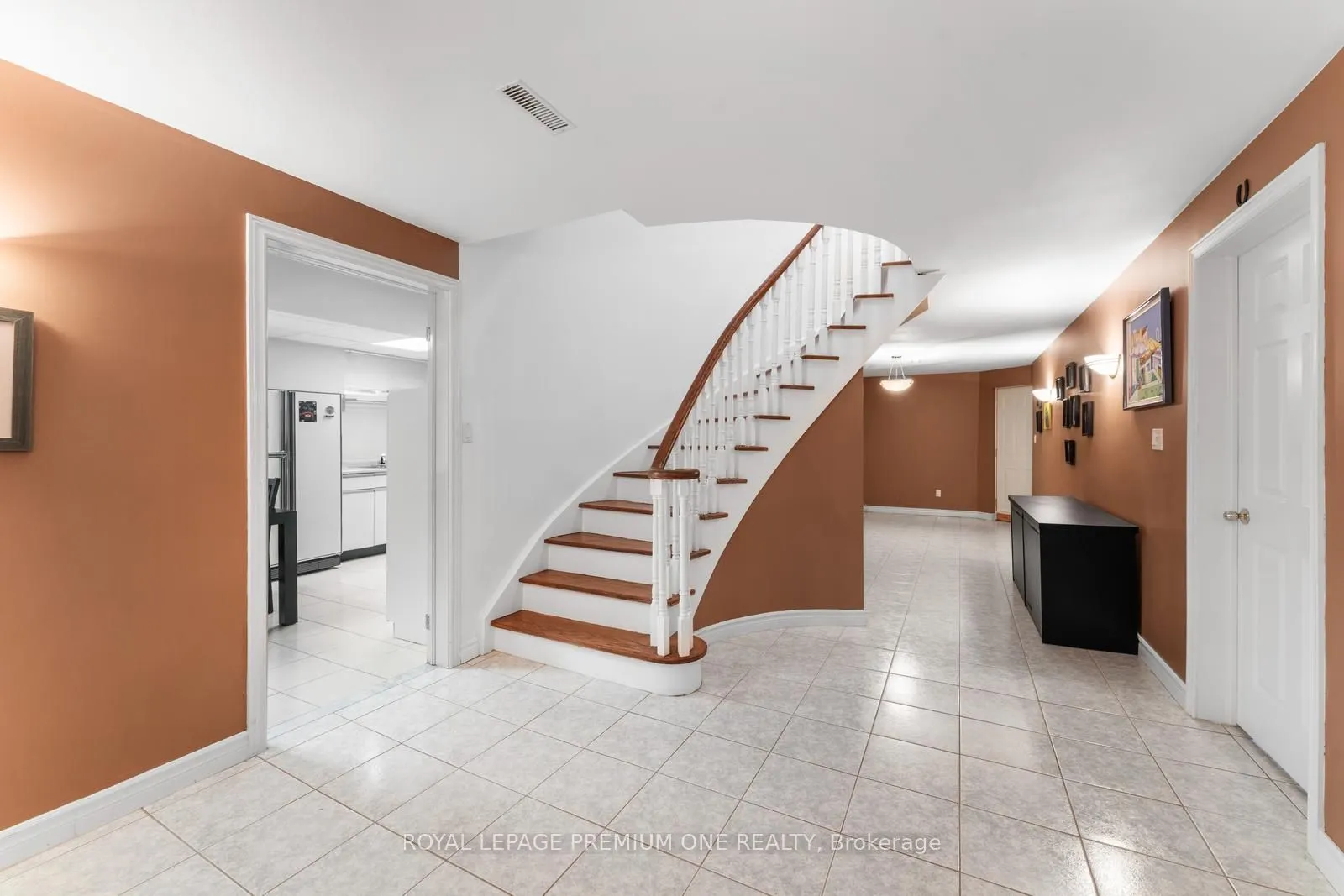 14 Bradmore Avenue