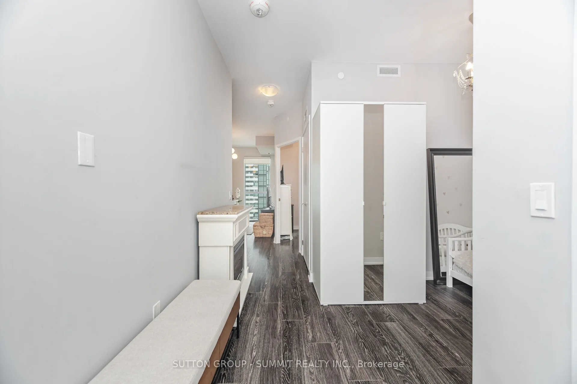 4055 PARKSIDE VILLAGE Drive, #1917