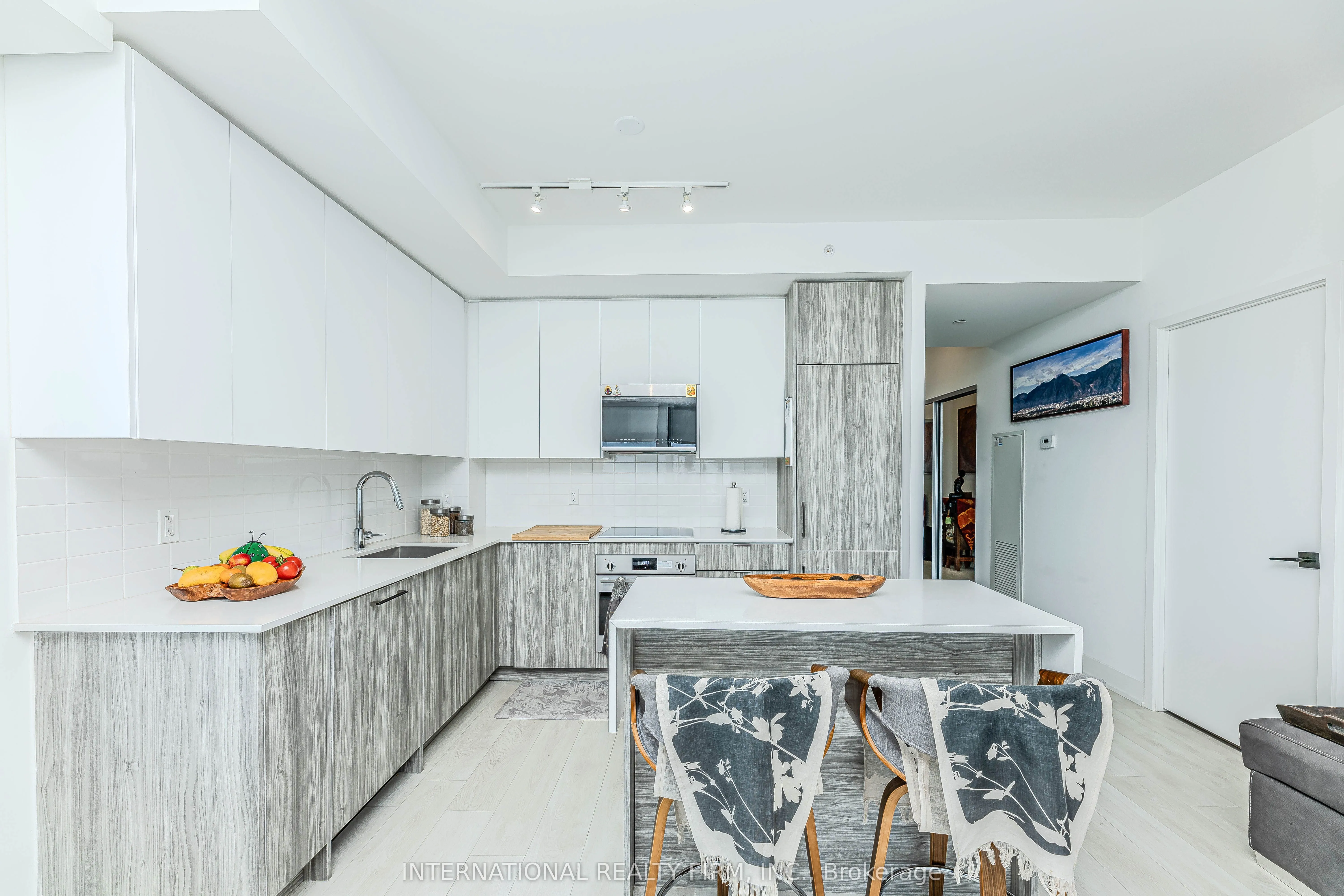 2481 Taunton Road, #1307