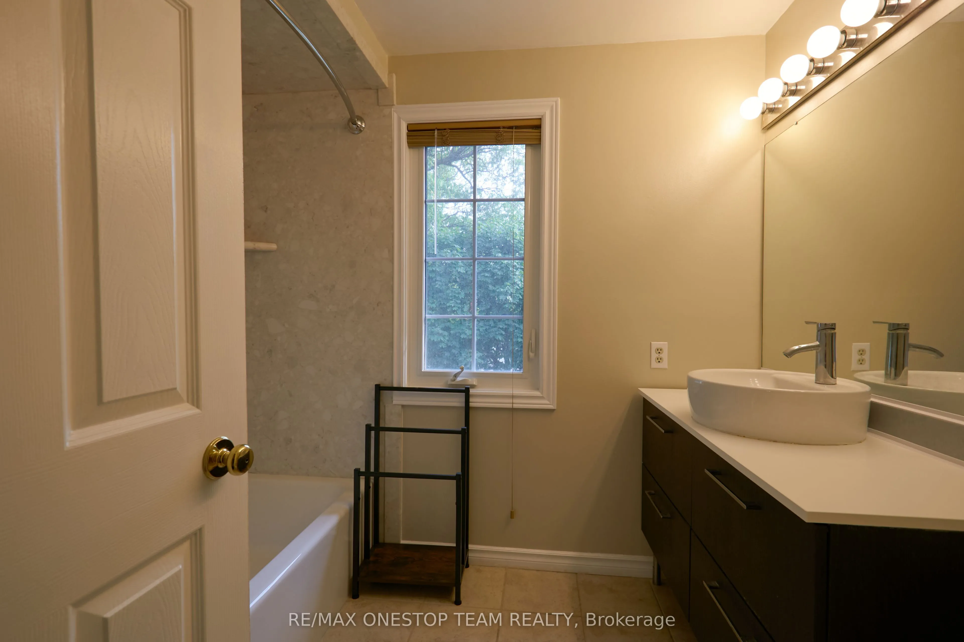1453 Thistledown Road