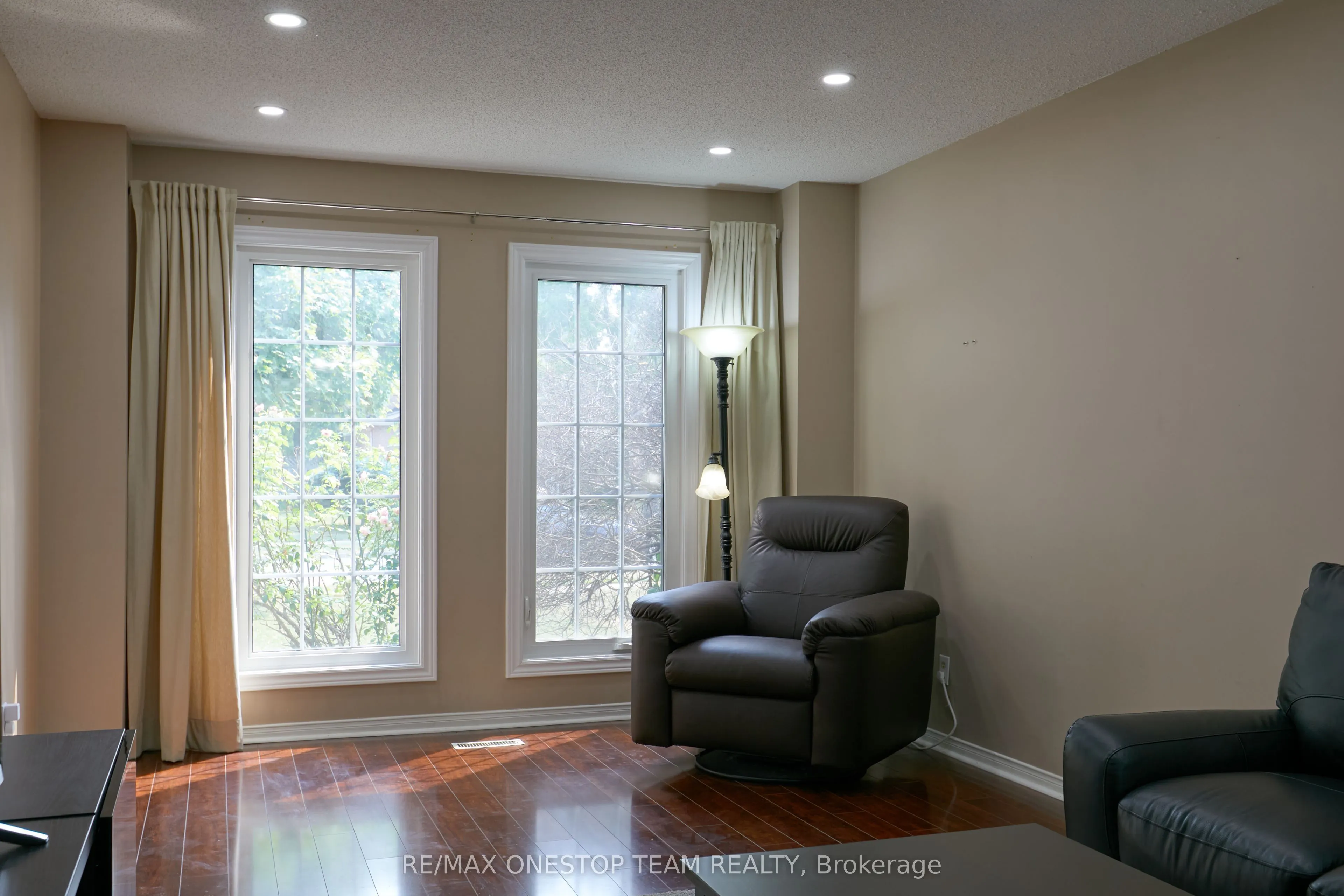 1453 Thistledown Road