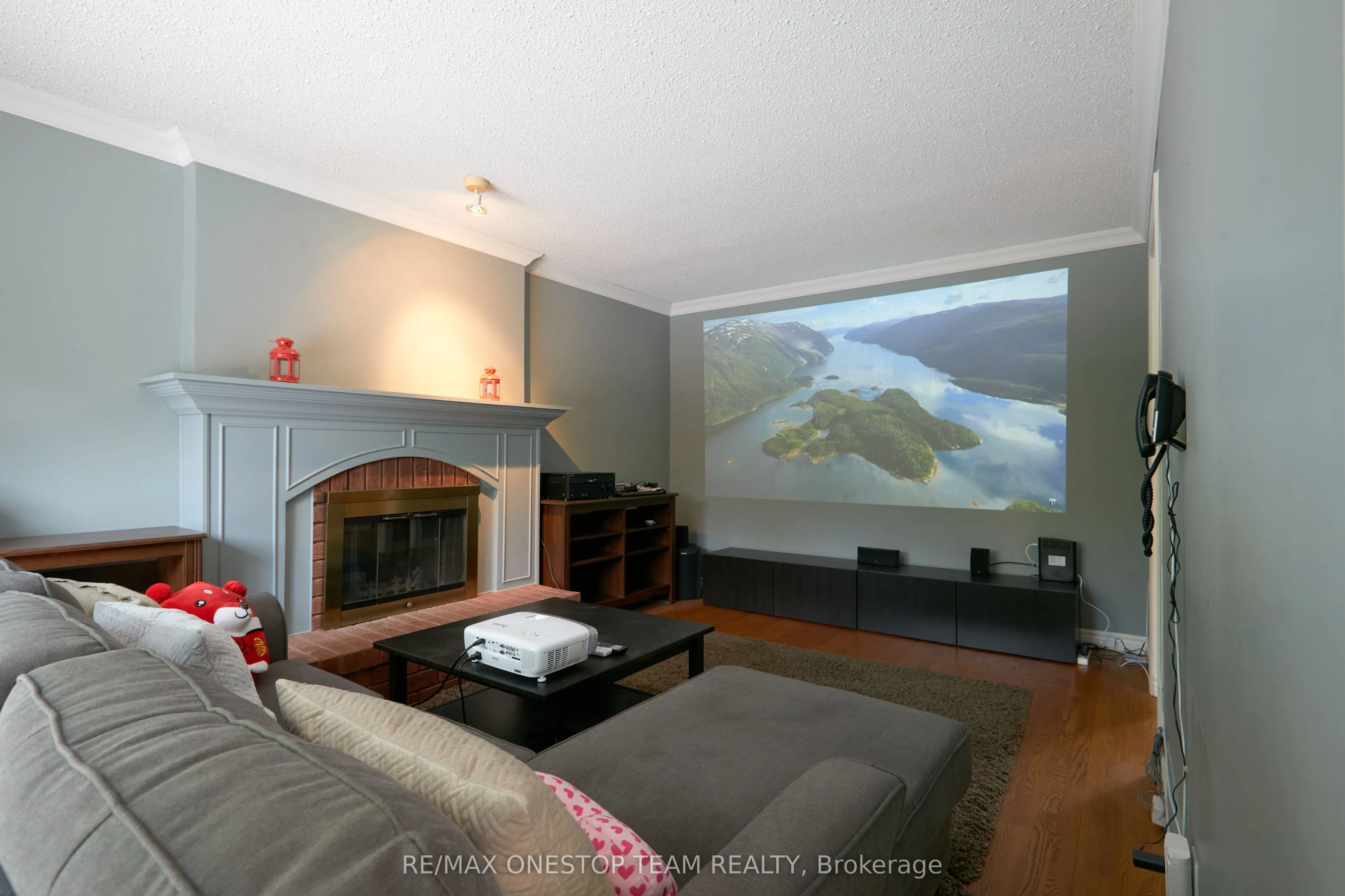 1453 Thistledown Road