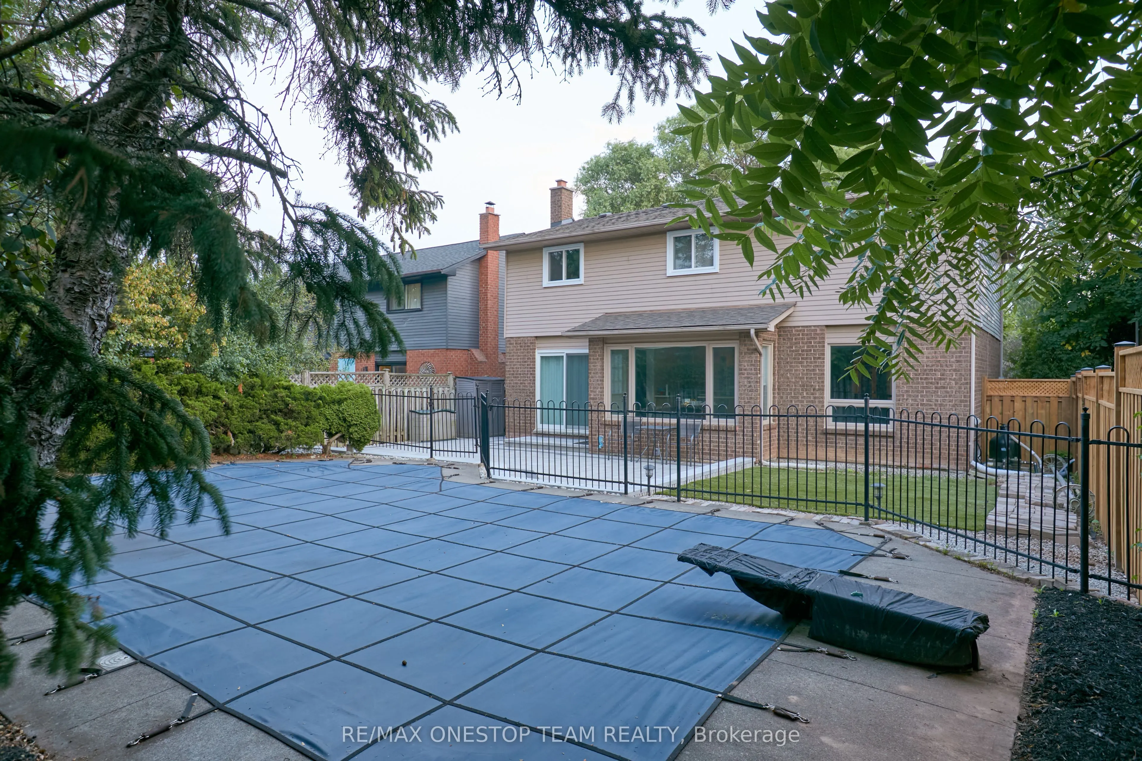 1453 Thistledown Road