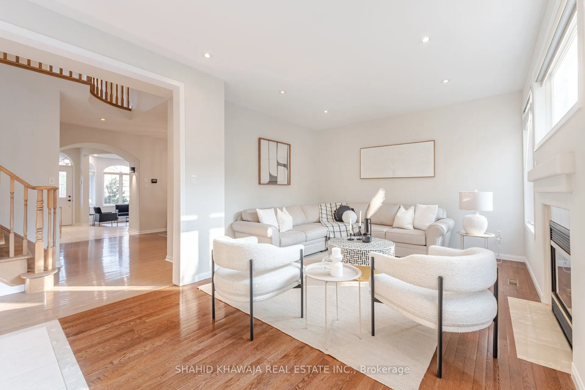 3807 Deepwood Heights