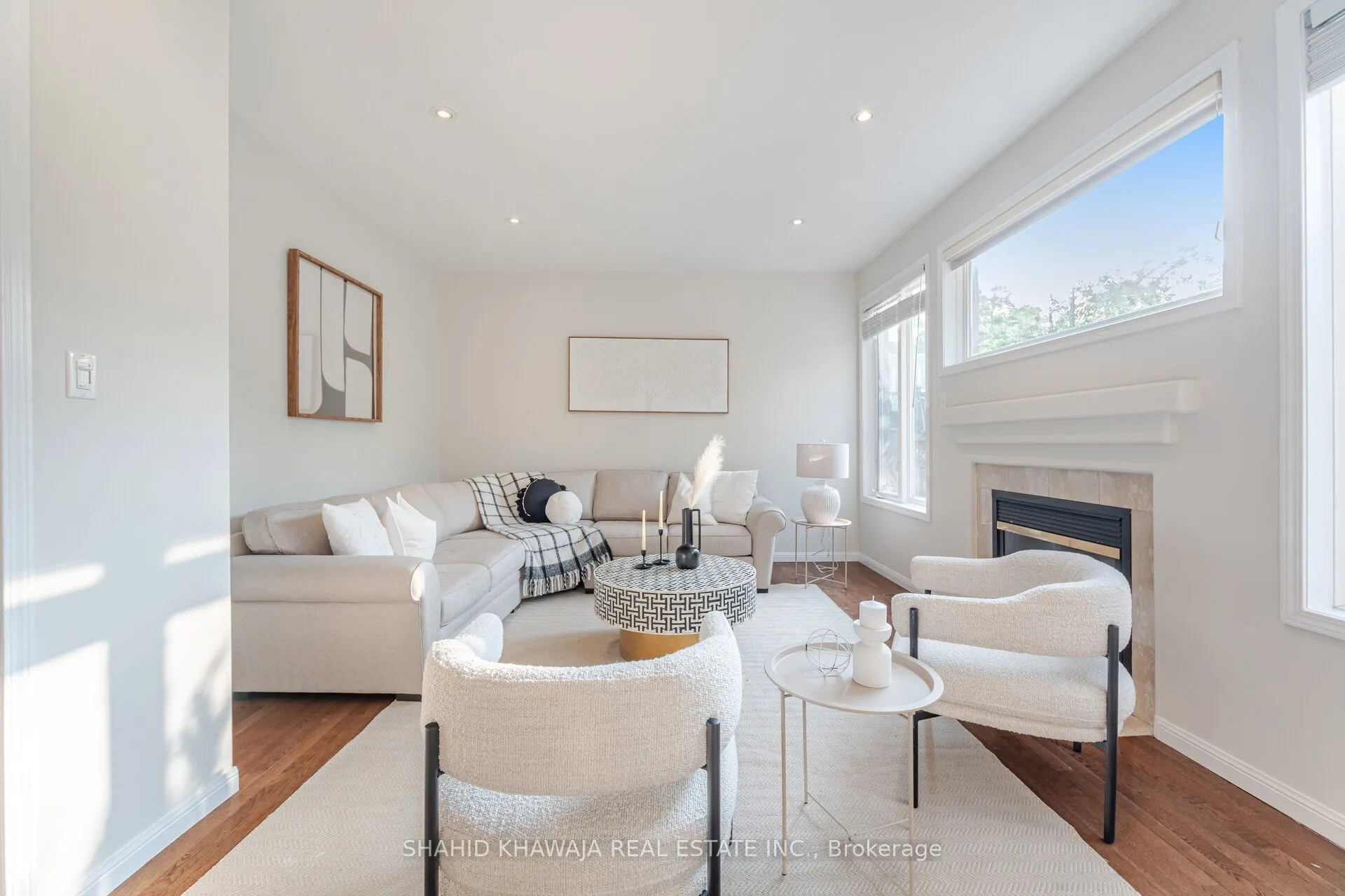 3807 Deepwood Heights