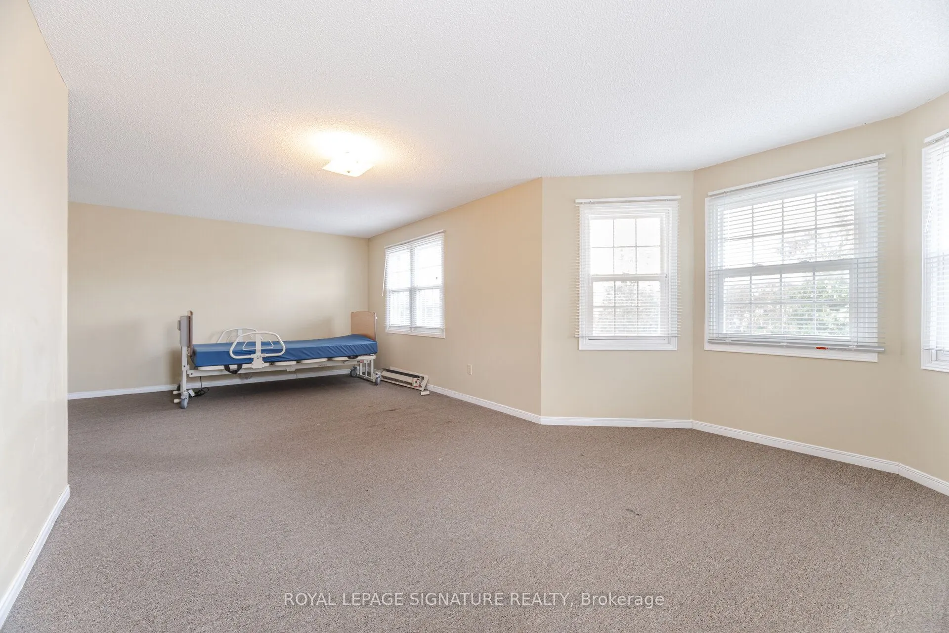 5684 Talaton Trail