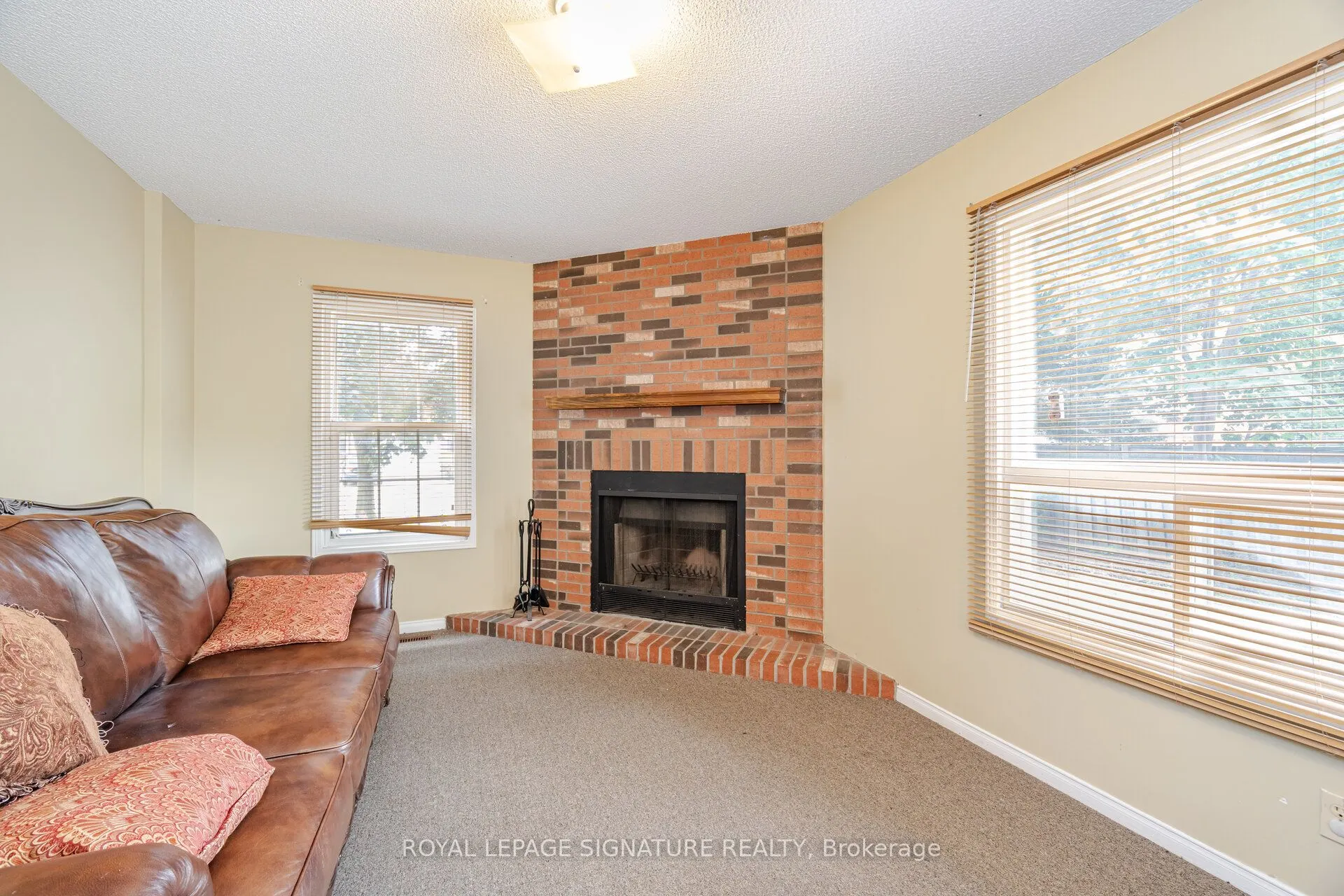 5684 Talaton Trail
