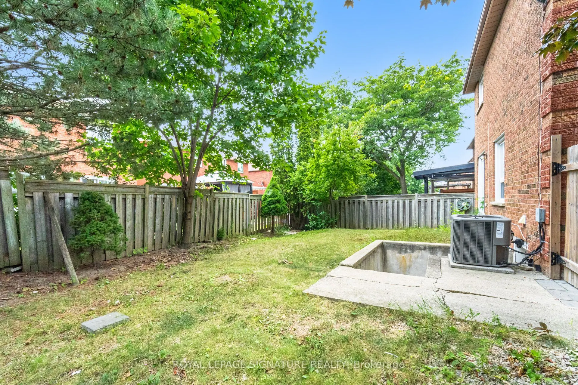 5684 Talaton Trail