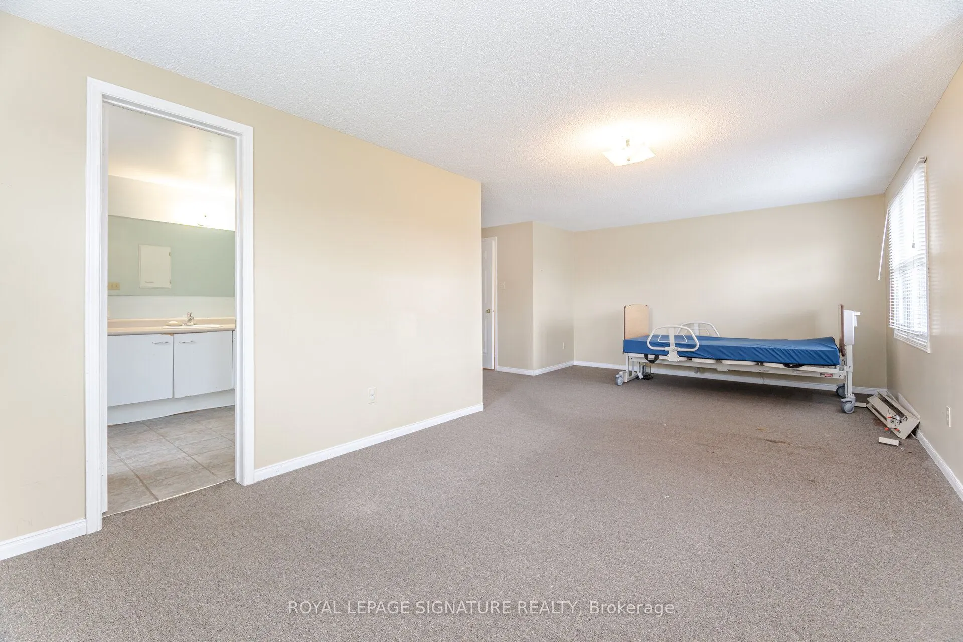 5684 Talaton Trail