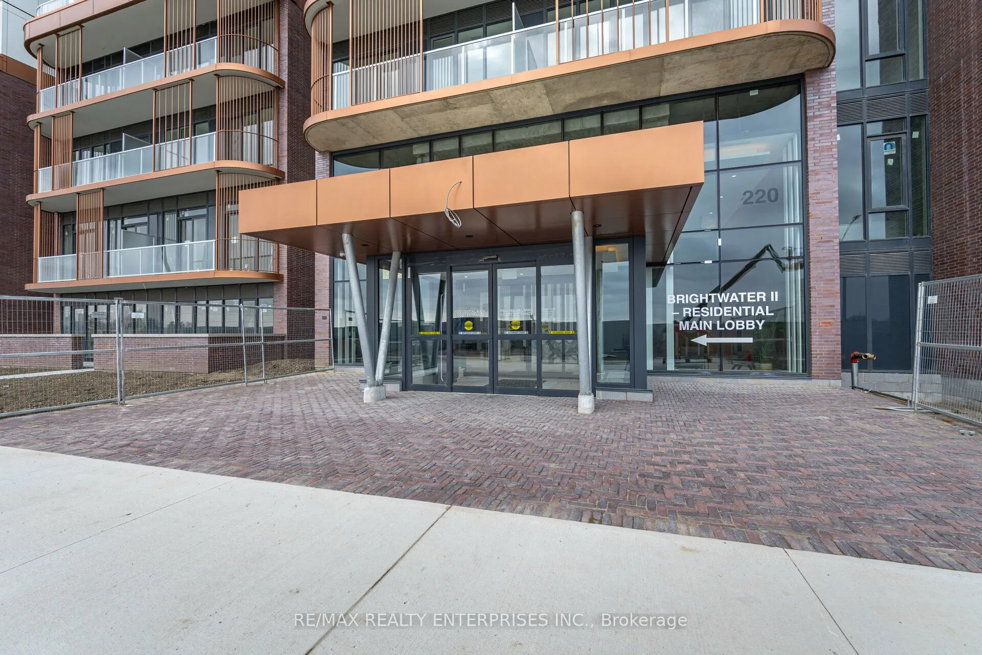 220 Missinnihe Way, #613