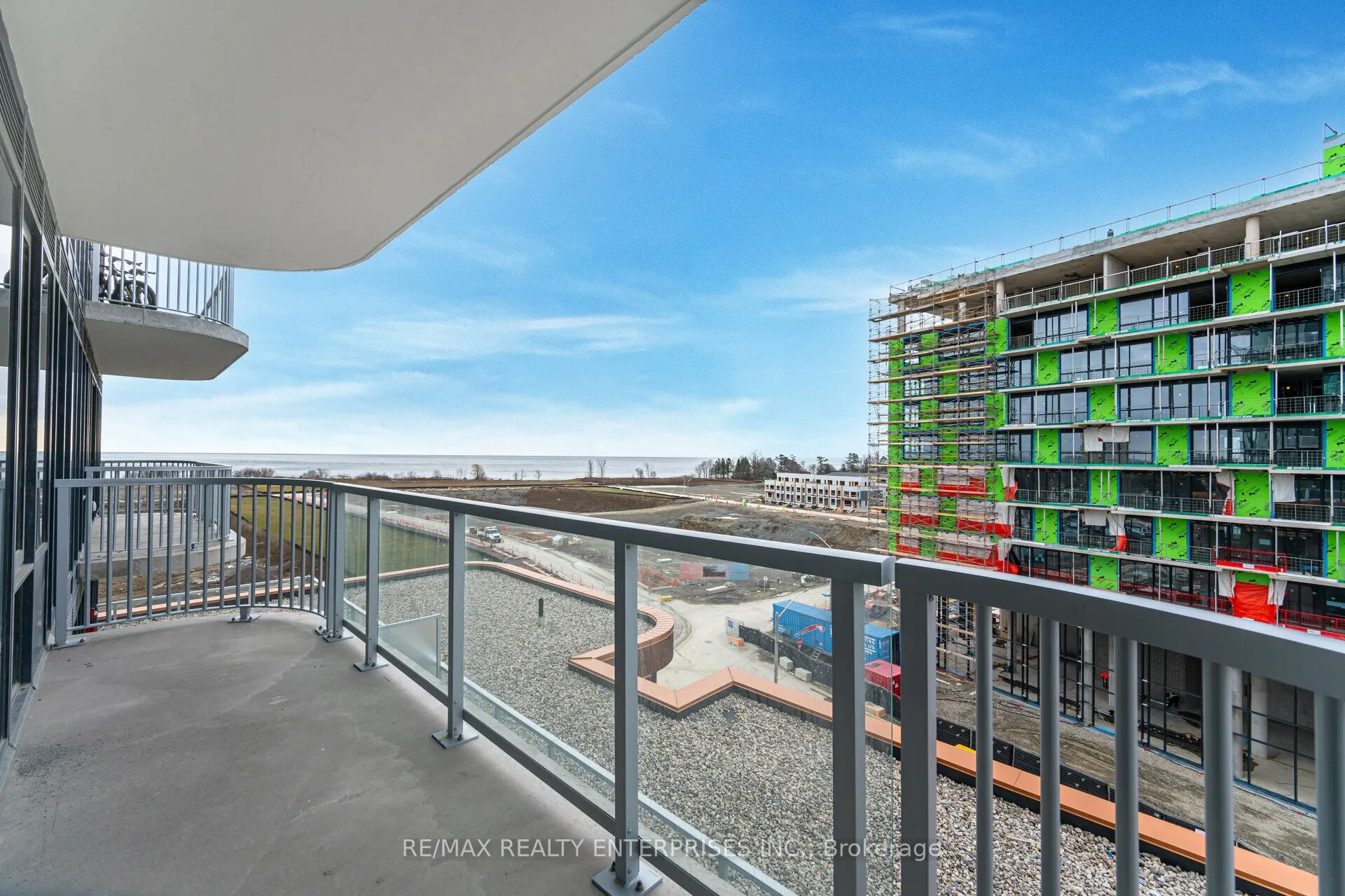 220 Missinnihe Way, #613
