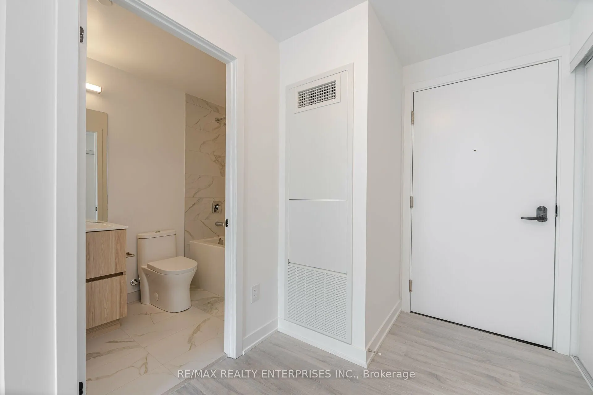 220 Missinnihe Way, #613