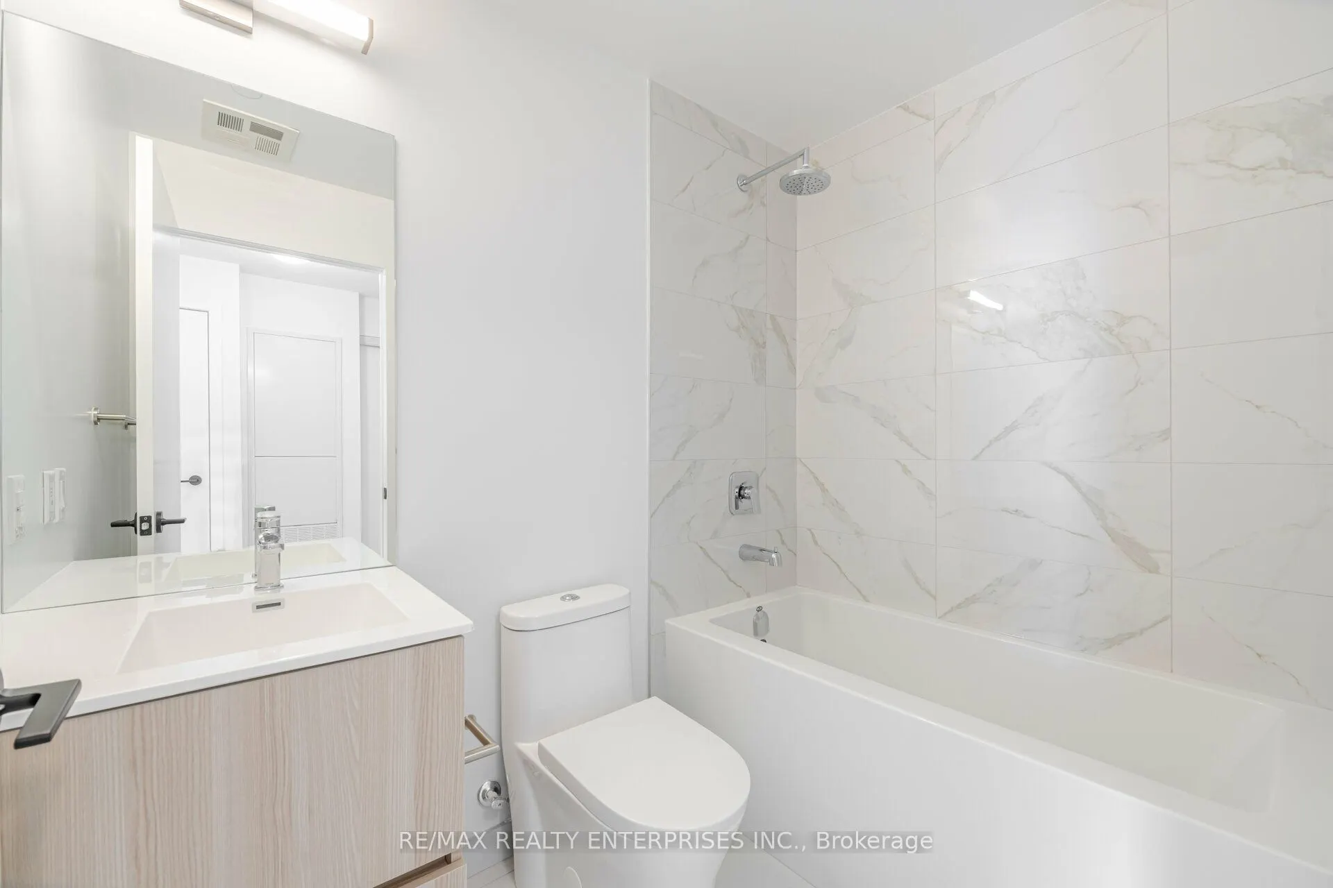 220 Missinnihe Way, #613