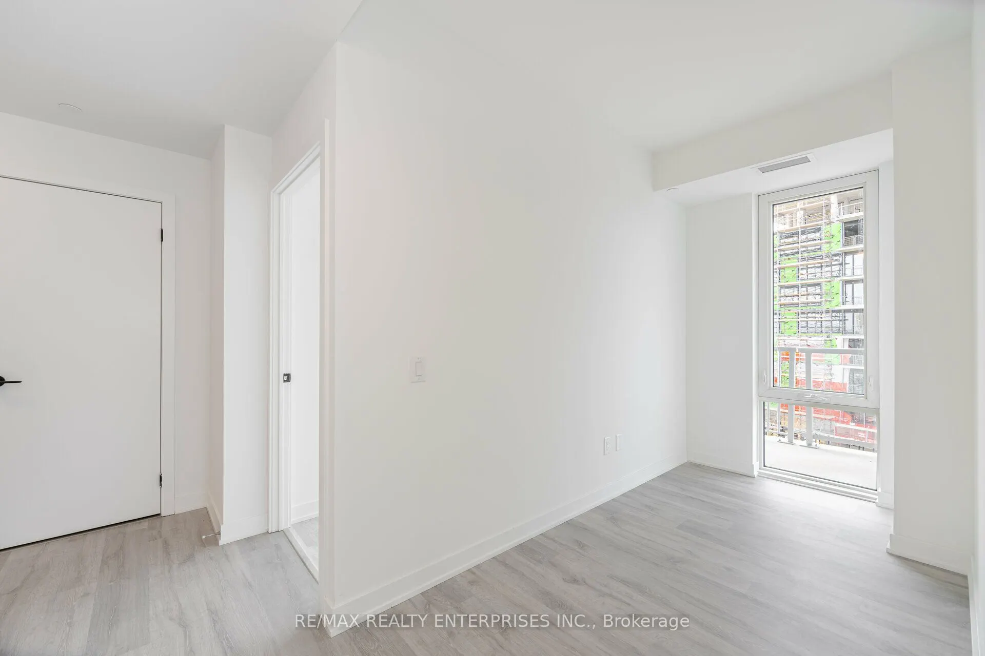220 Missinnihe Way, #613