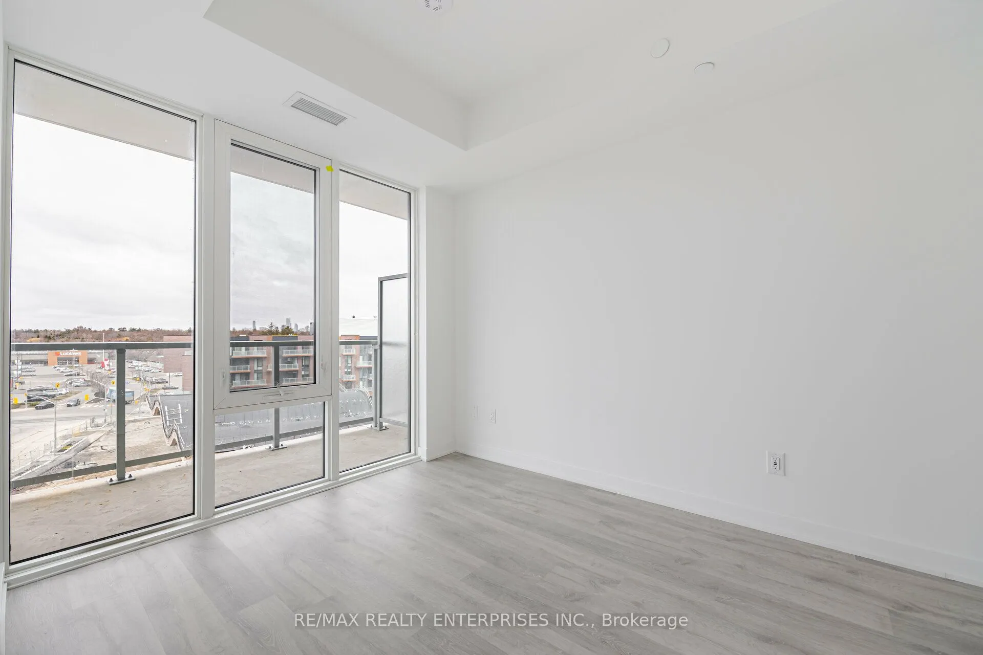 220 Missinnihe Way, #613