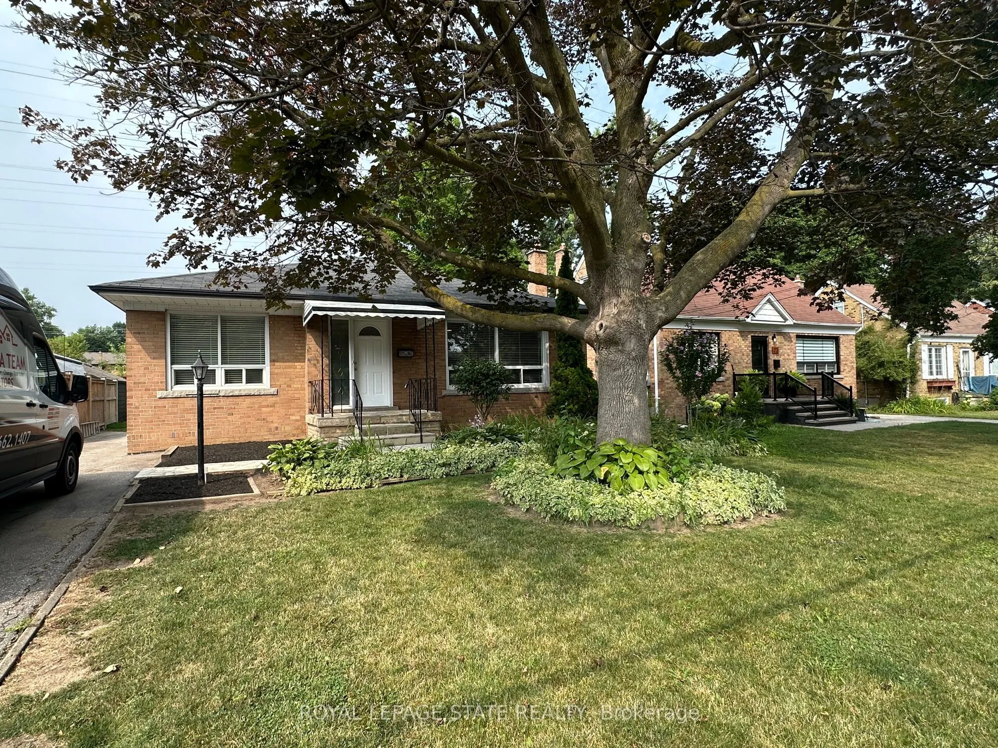 20 Lloyd Manor Road