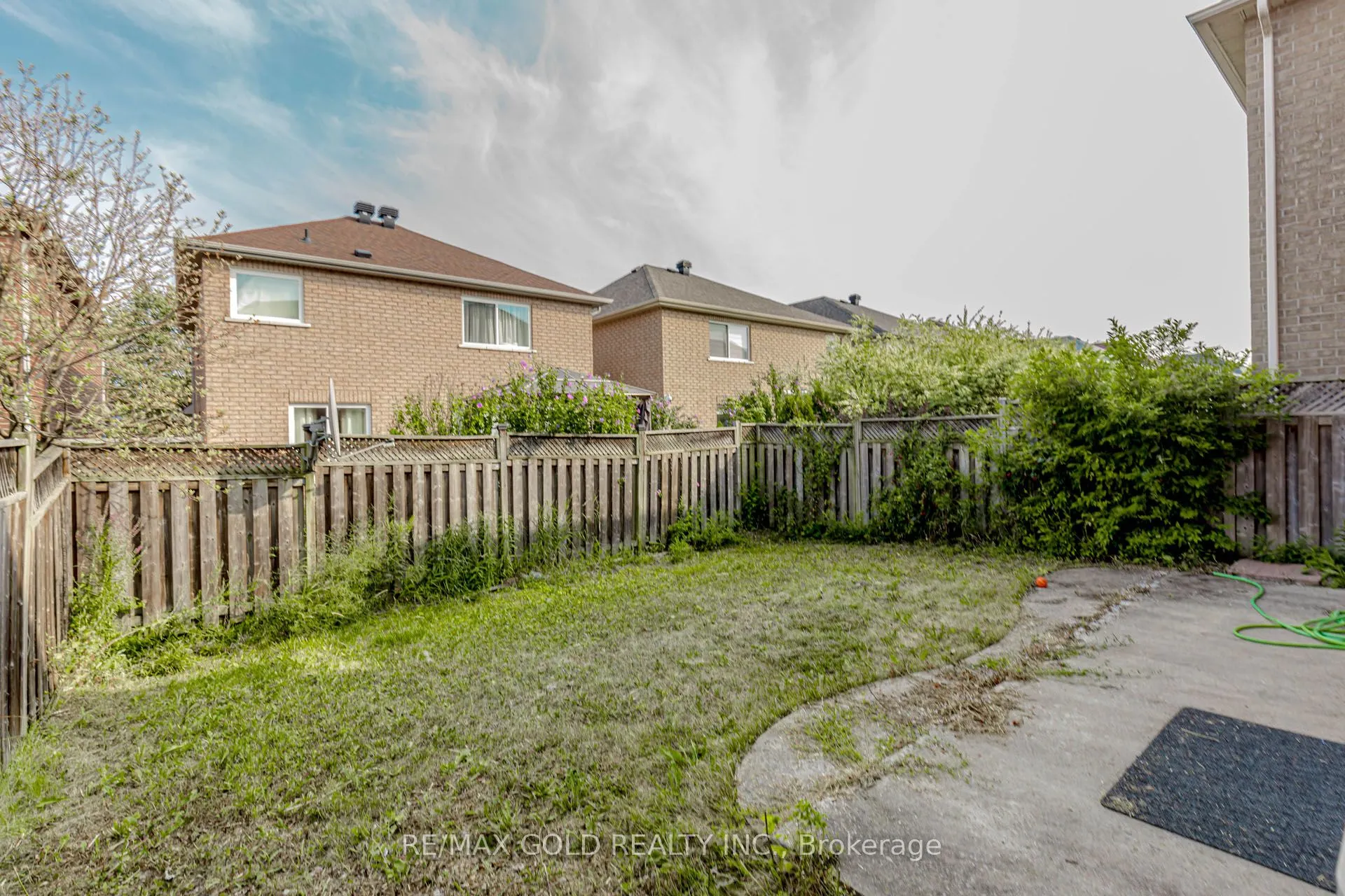 90 Tideland Drive
