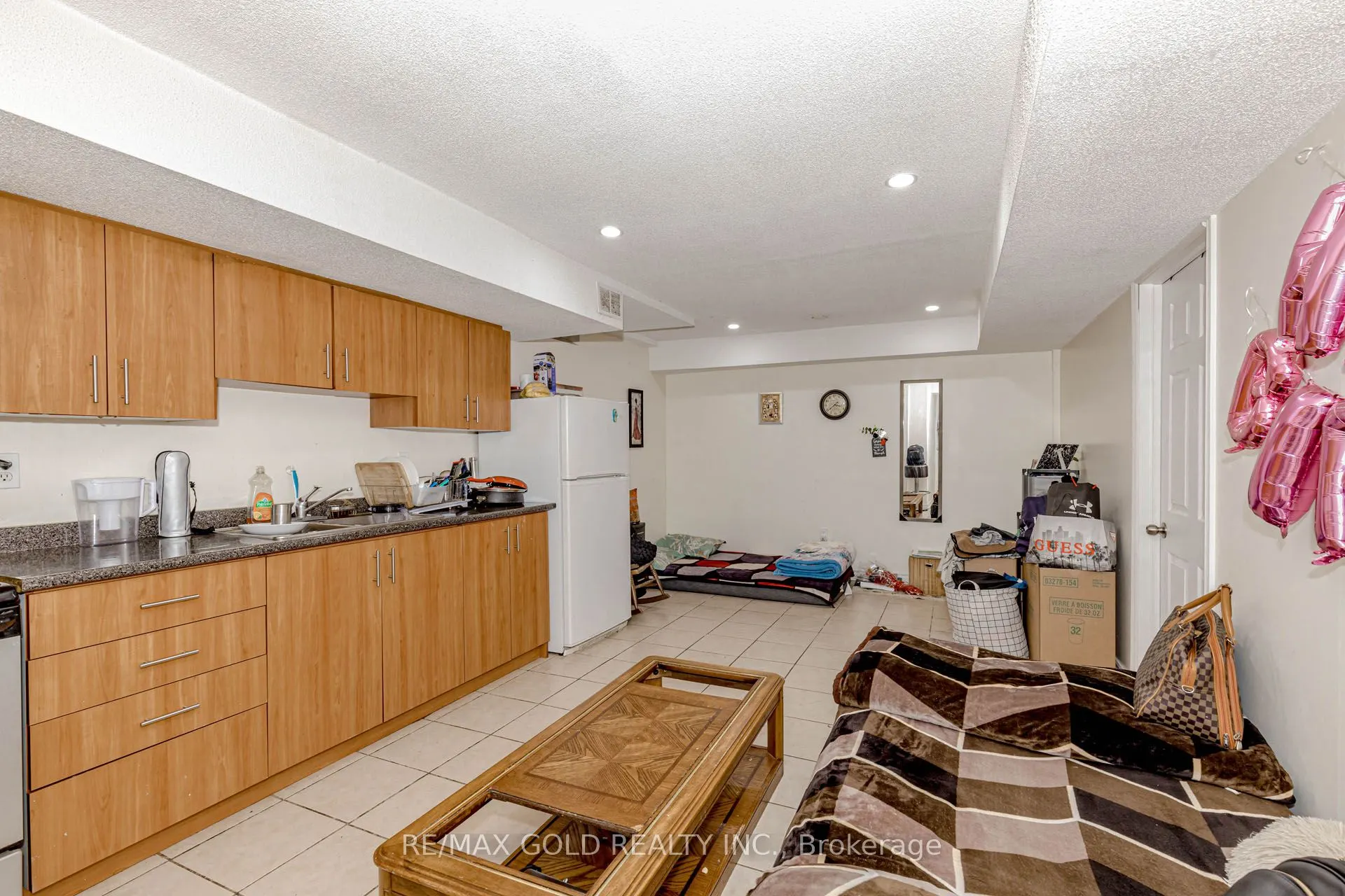 90 Tideland Drive