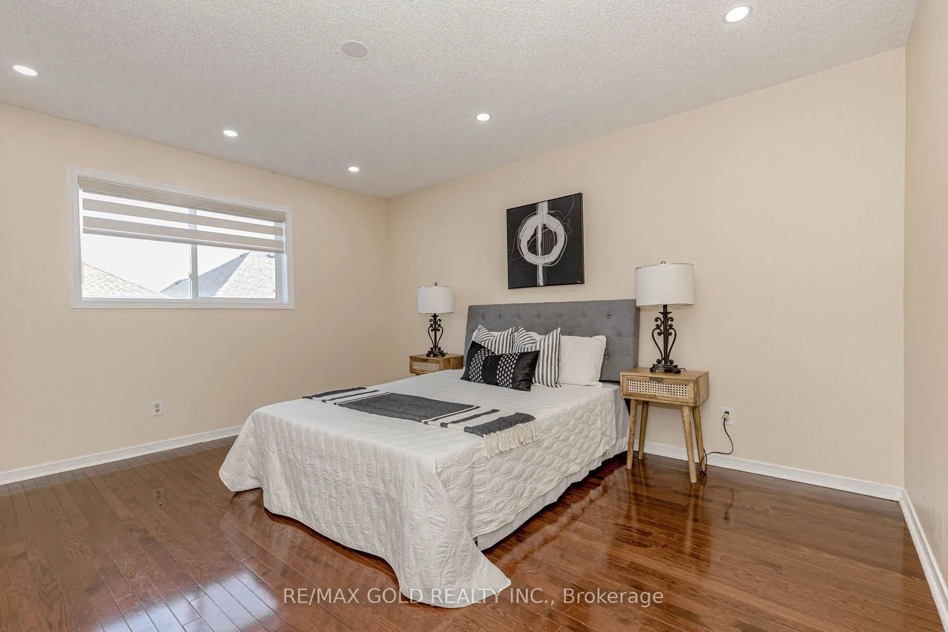 90 Tideland Drive