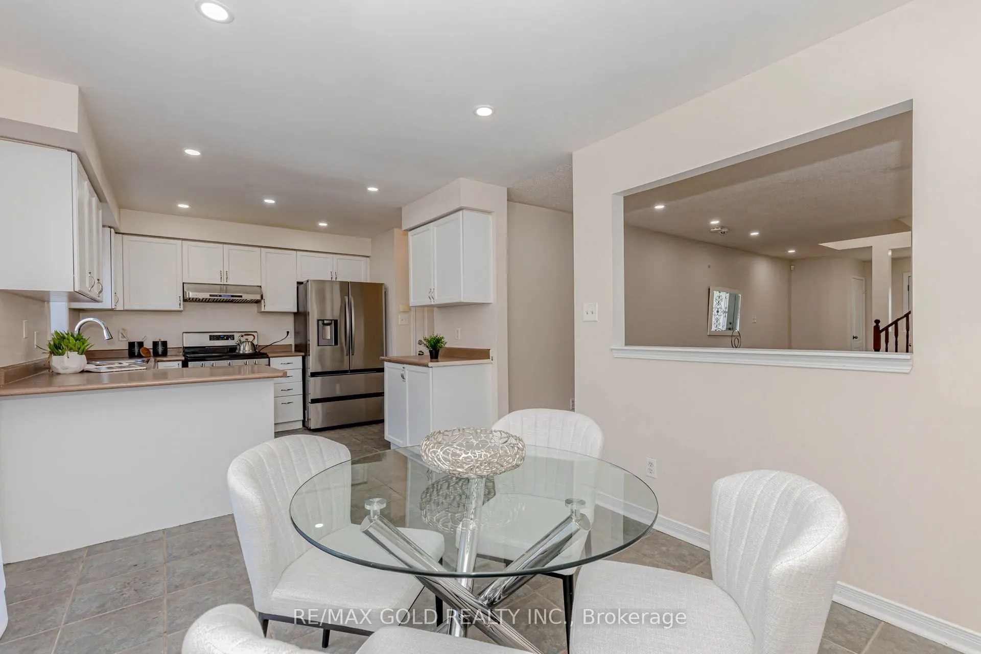 90 Tideland Drive