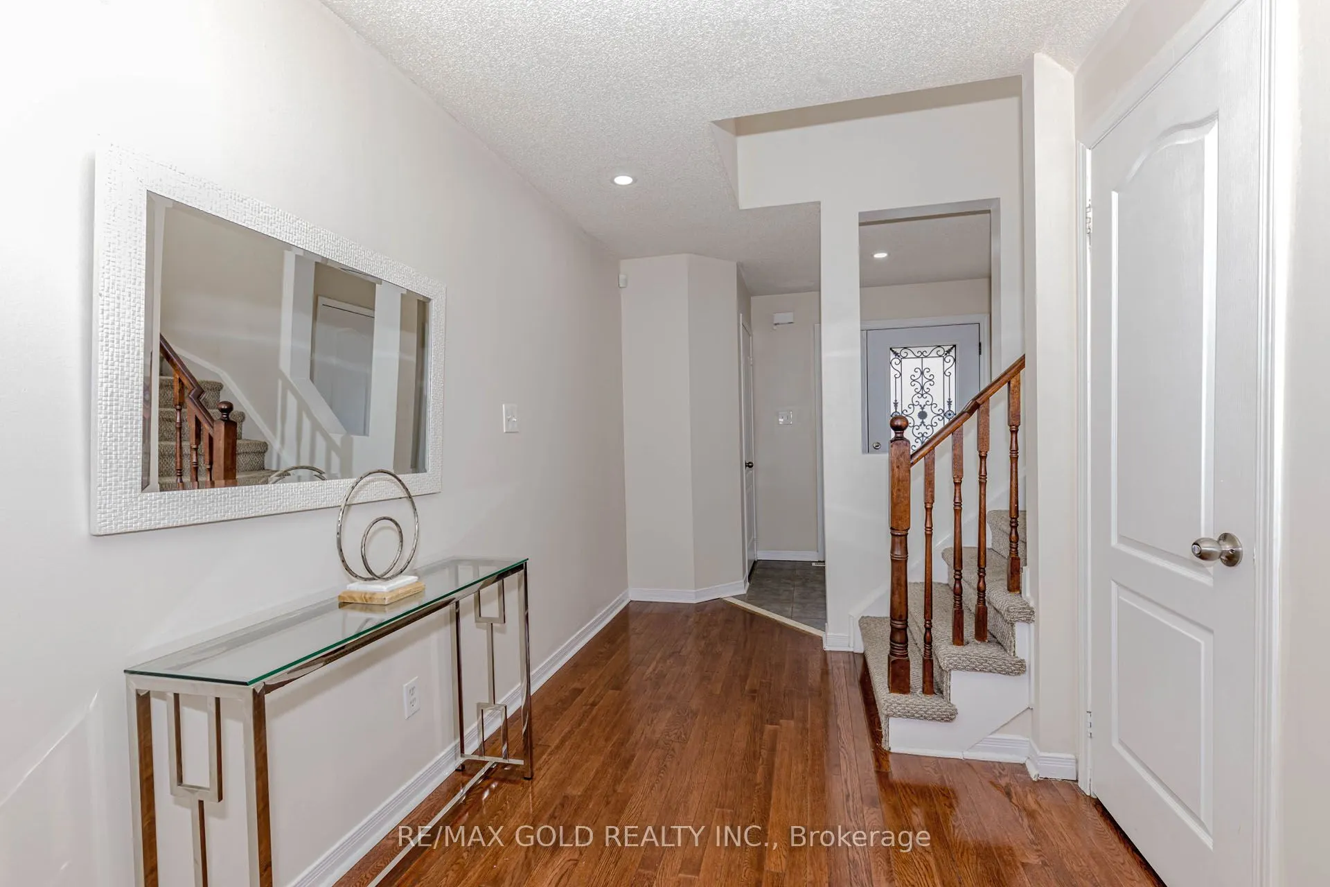 90 Tideland Drive