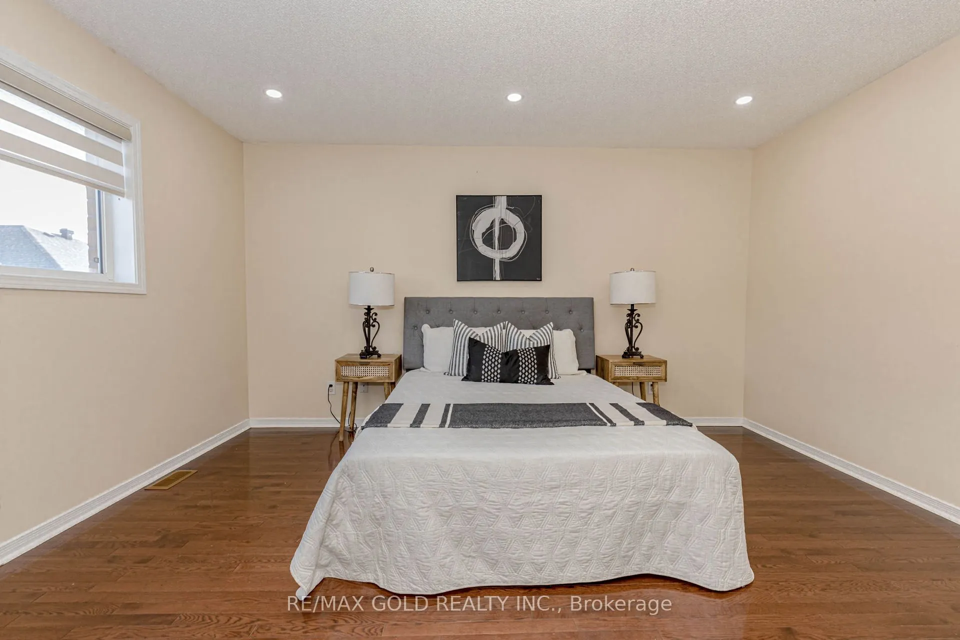 90 Tideland Drive