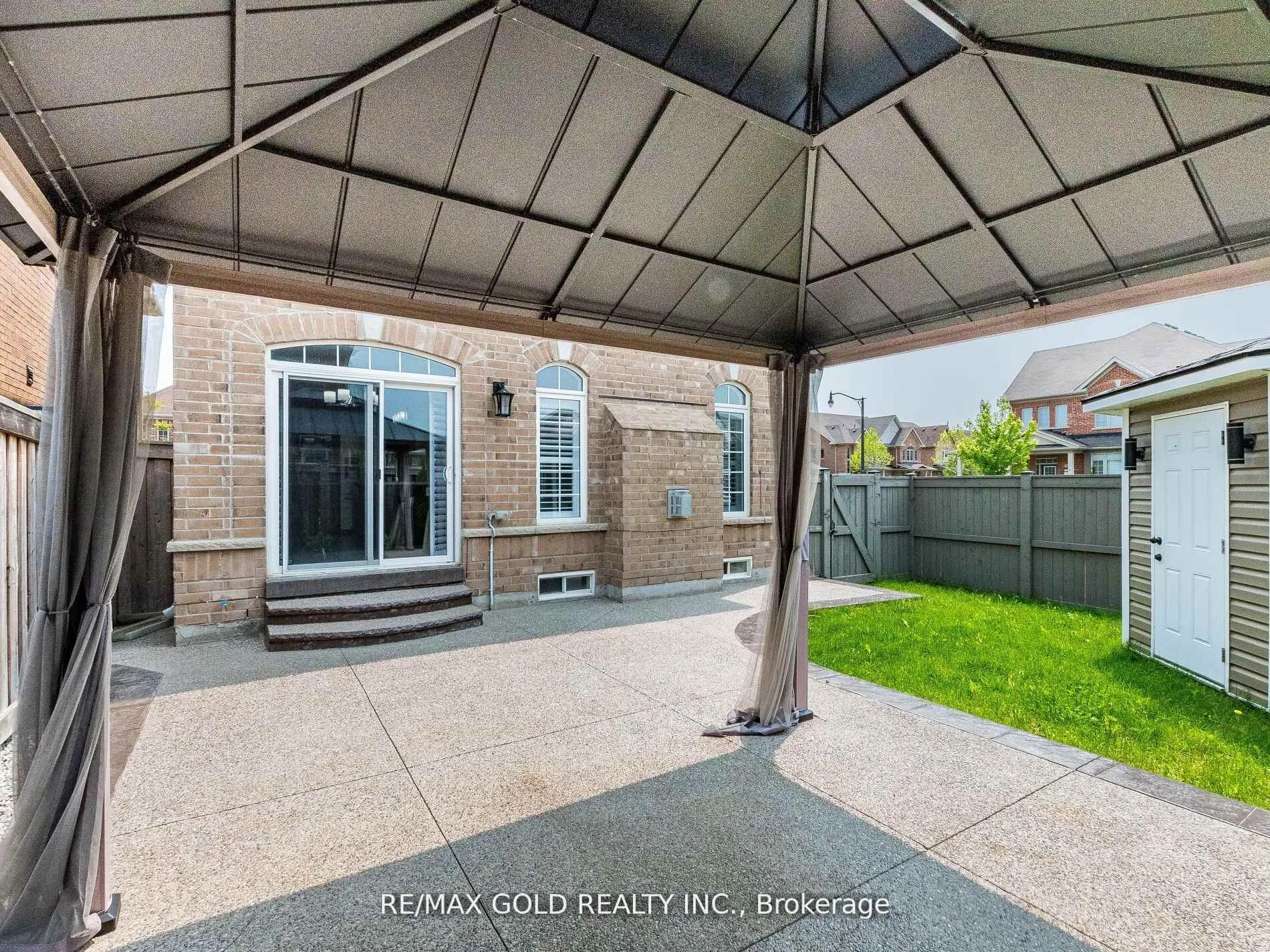 359 Robert Parkinson Drive