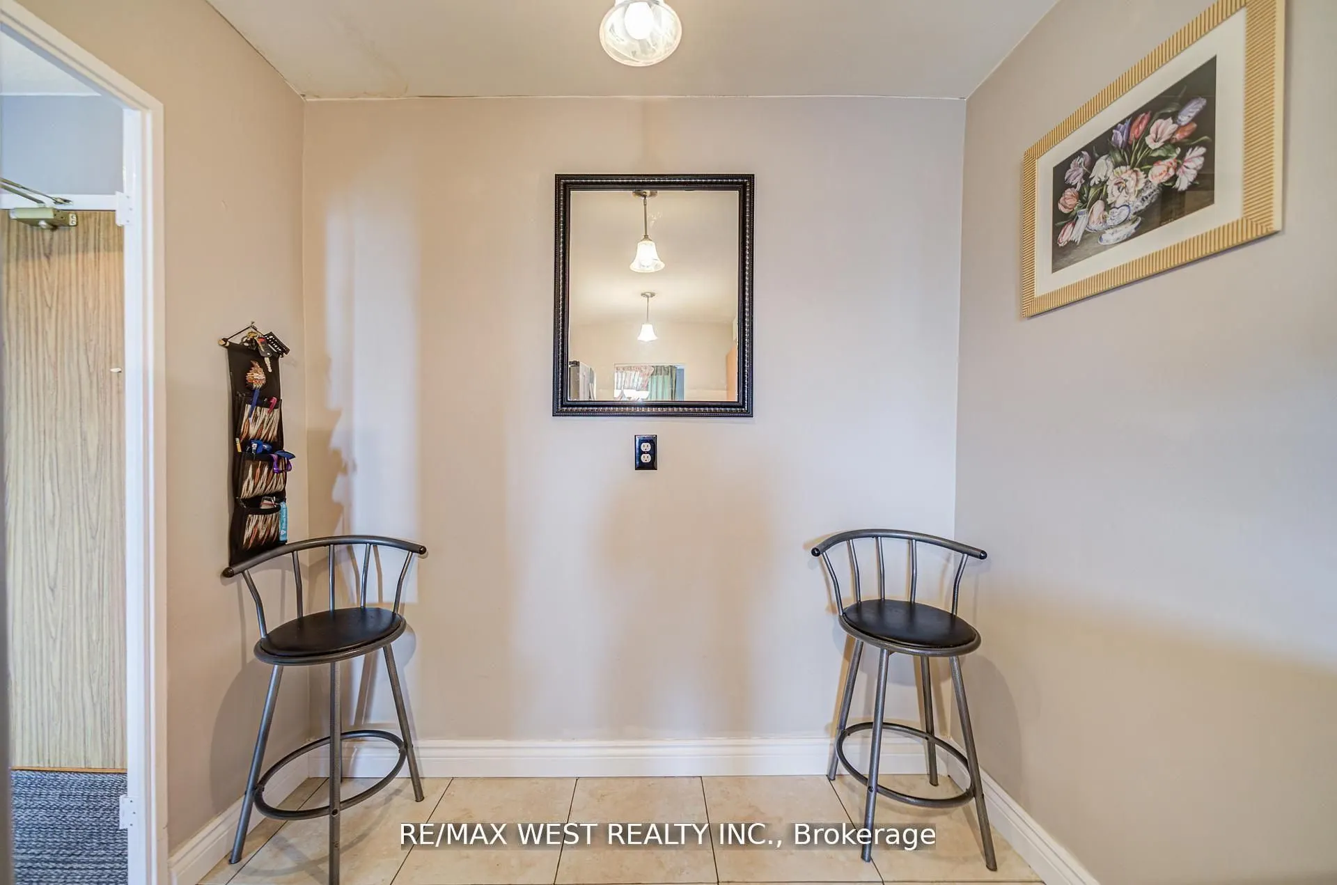 44 Longbourne Drive, #606