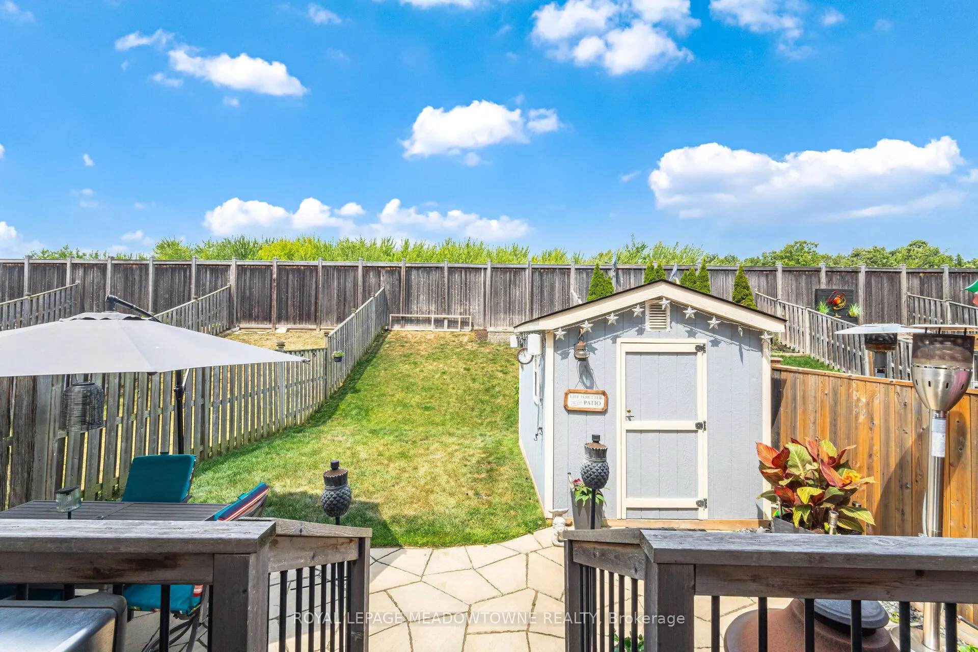 345 Bussel Crescent