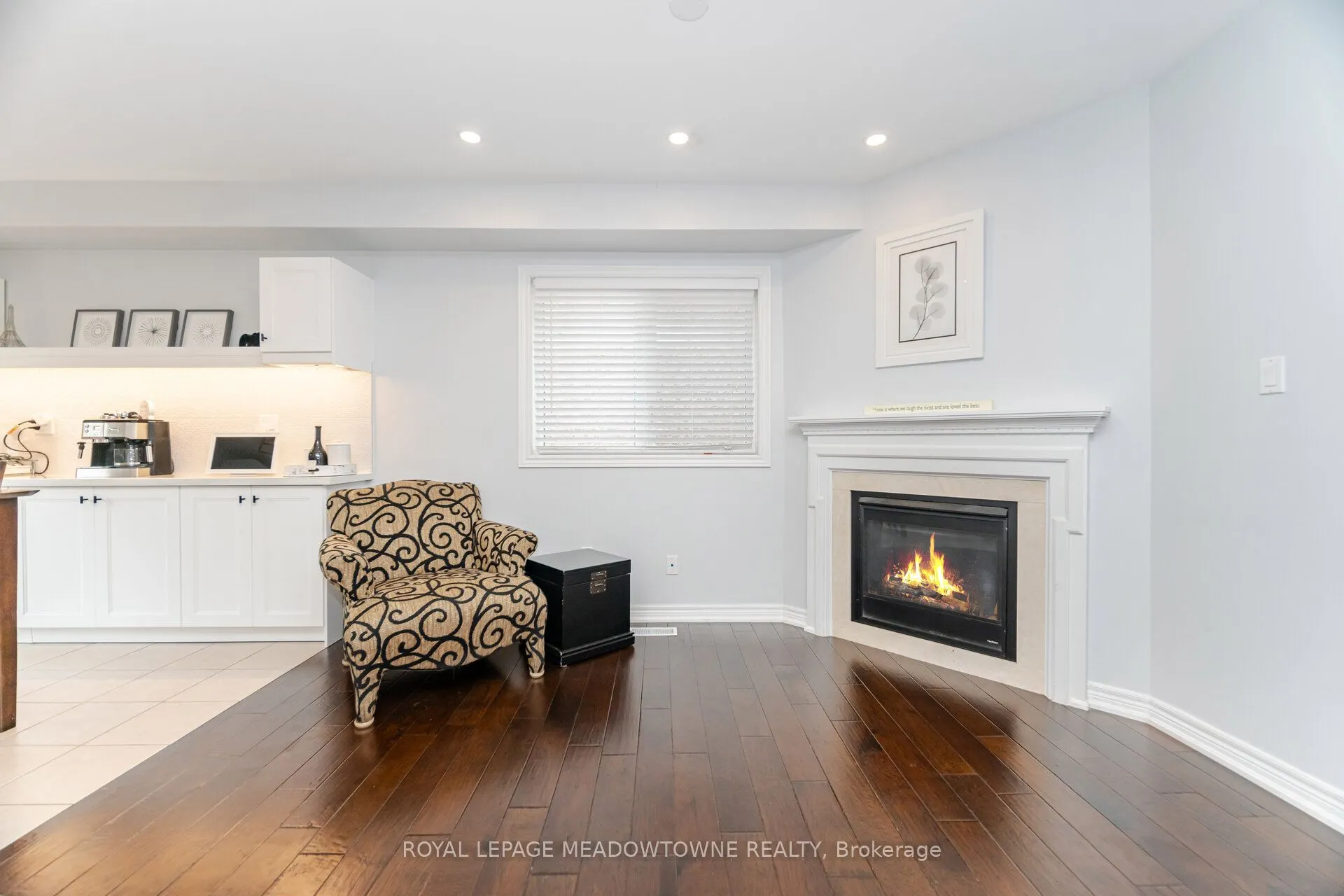 345 Bussel Crescent