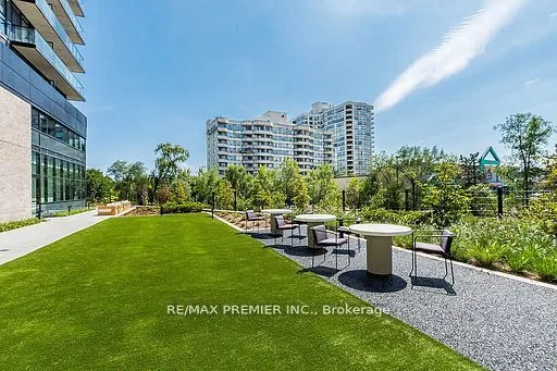 86 Dundas Street E, #1620