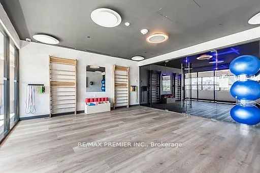 86 Dundas Street E, #1620