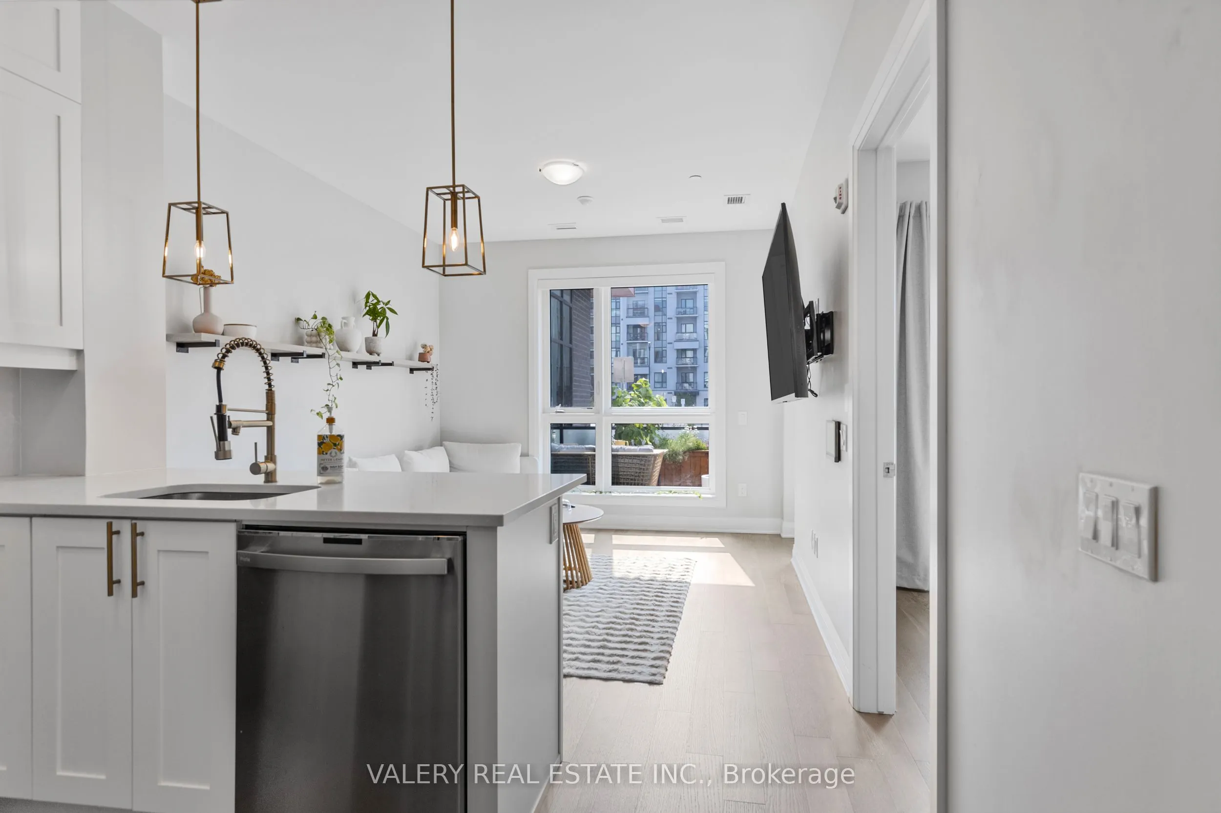 460 Gordan Krantz Avenue, #111