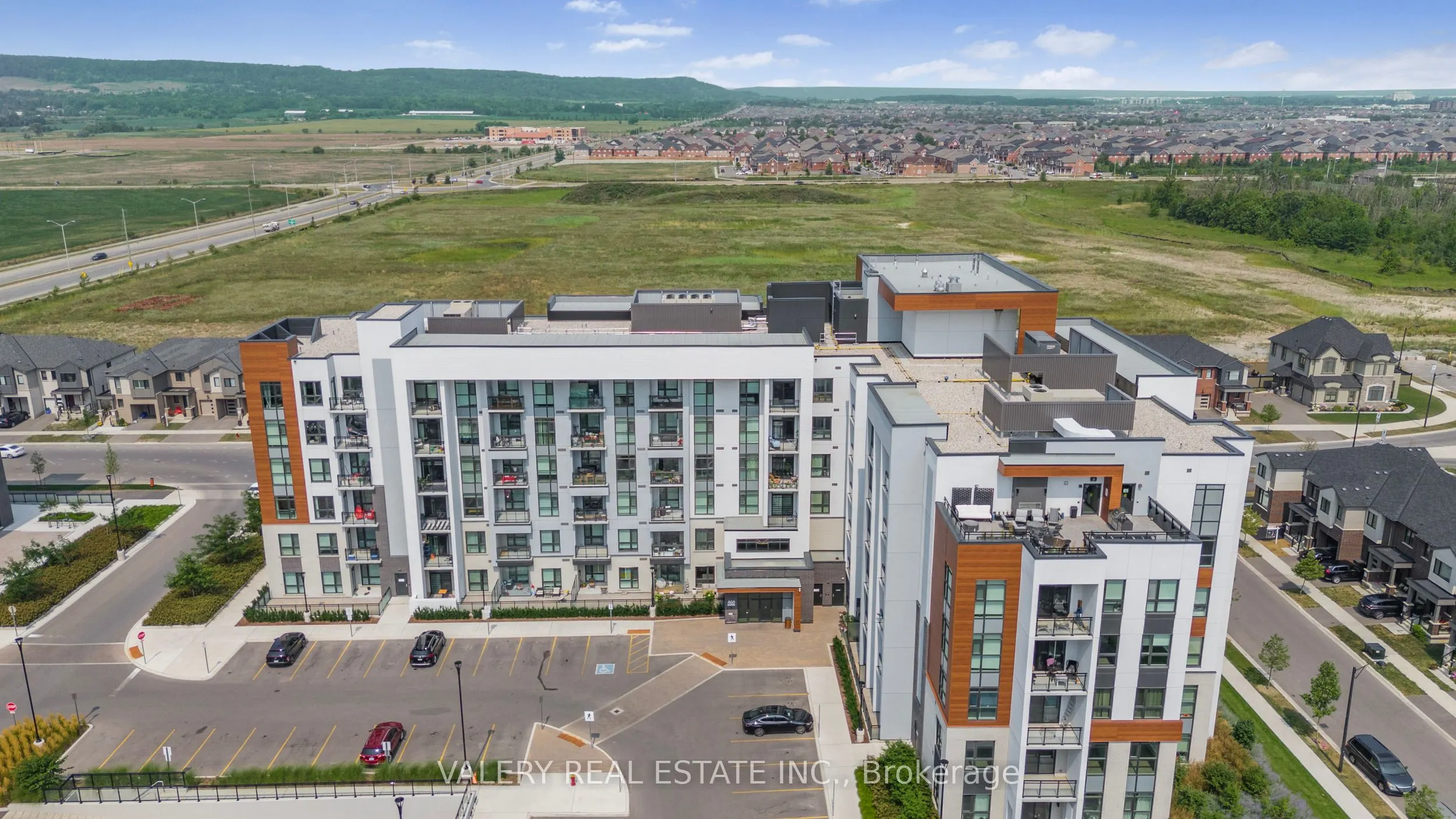 460 Gordan Krantz Avenue, #111