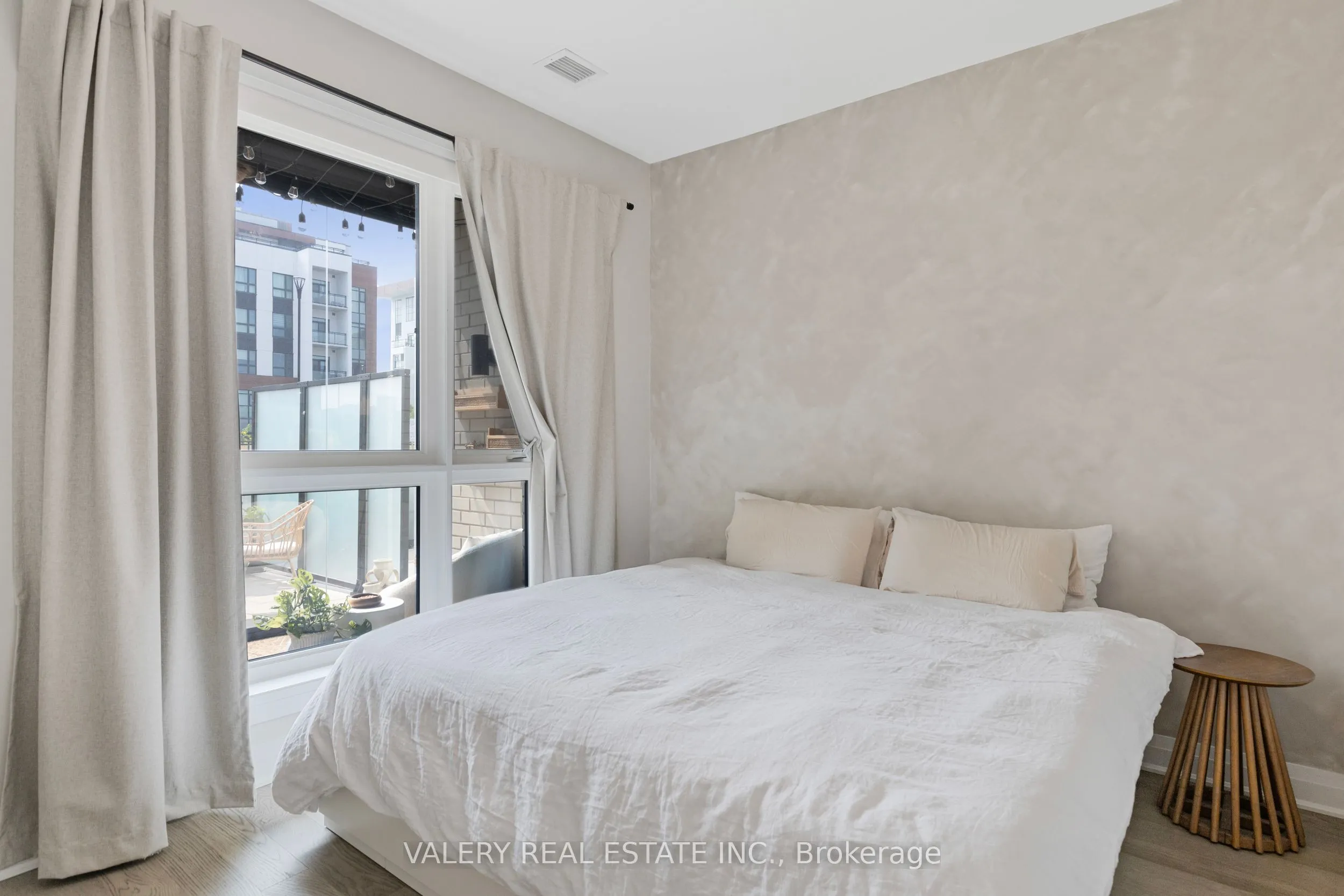 460 Gordan Krantz Avenue, #111