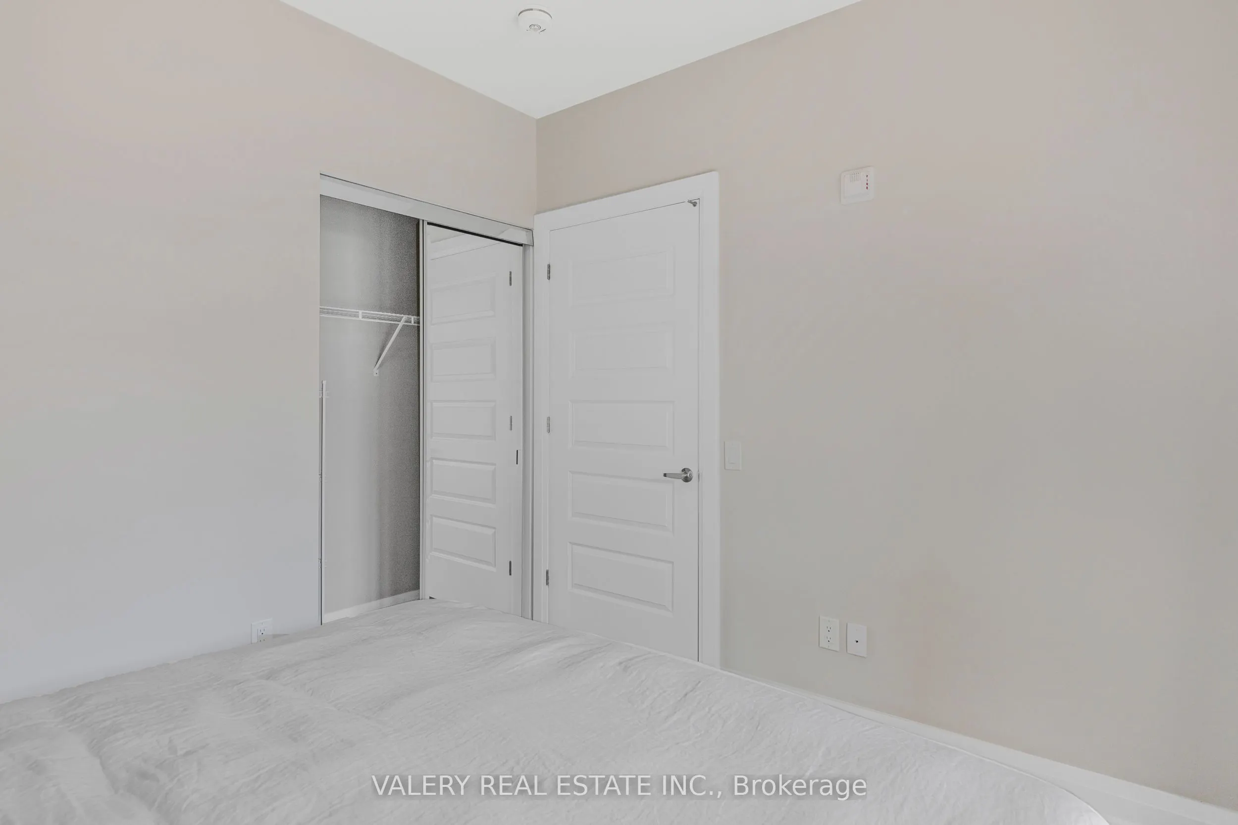 460 Gordan Krantz Avenue, #111