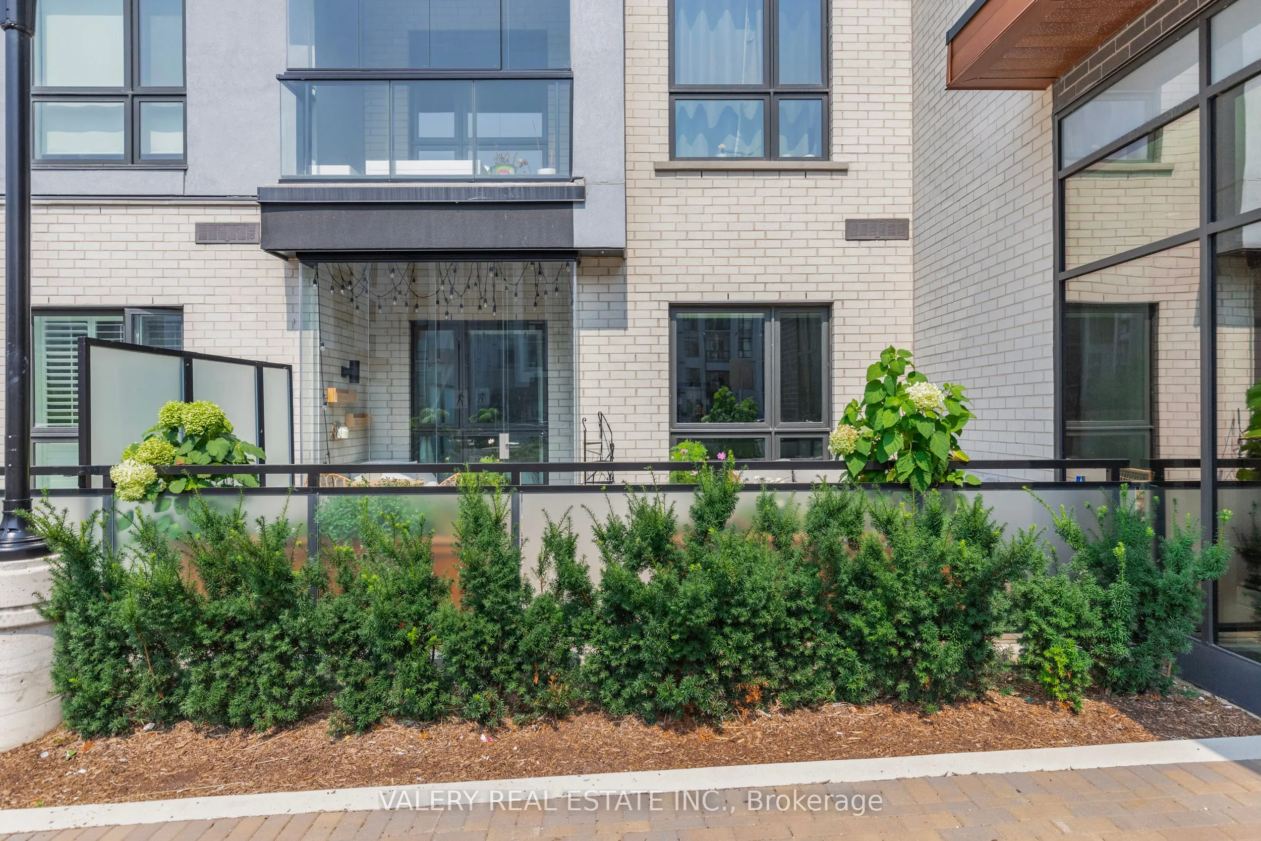460 Gordan Krantz Avenue, #111