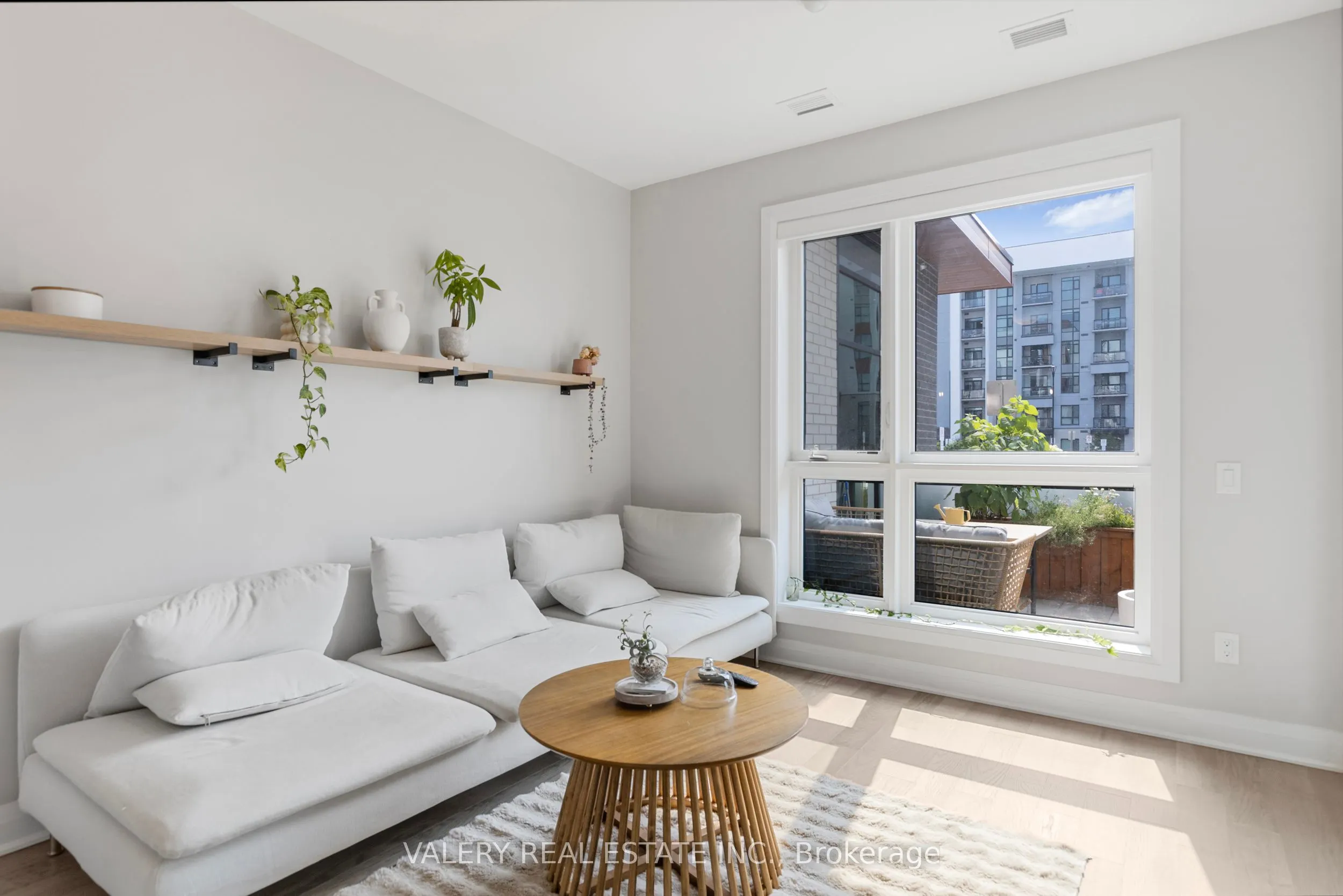 460 Gordan Krantz Avenue, #111