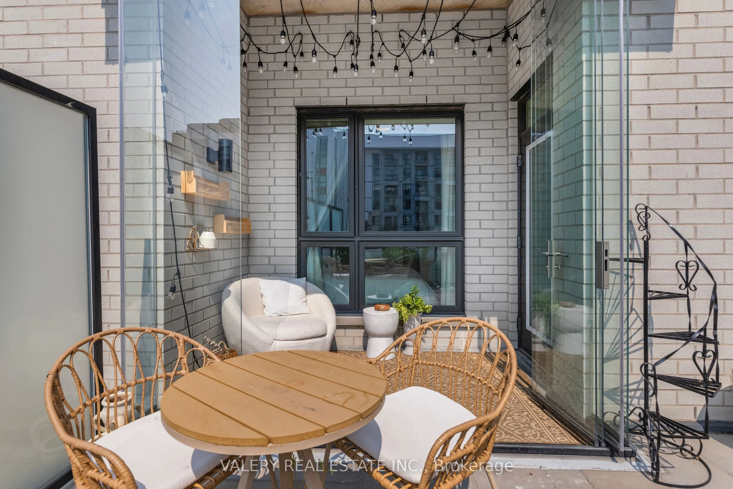 460 Gordan Krantz Avenue, #111