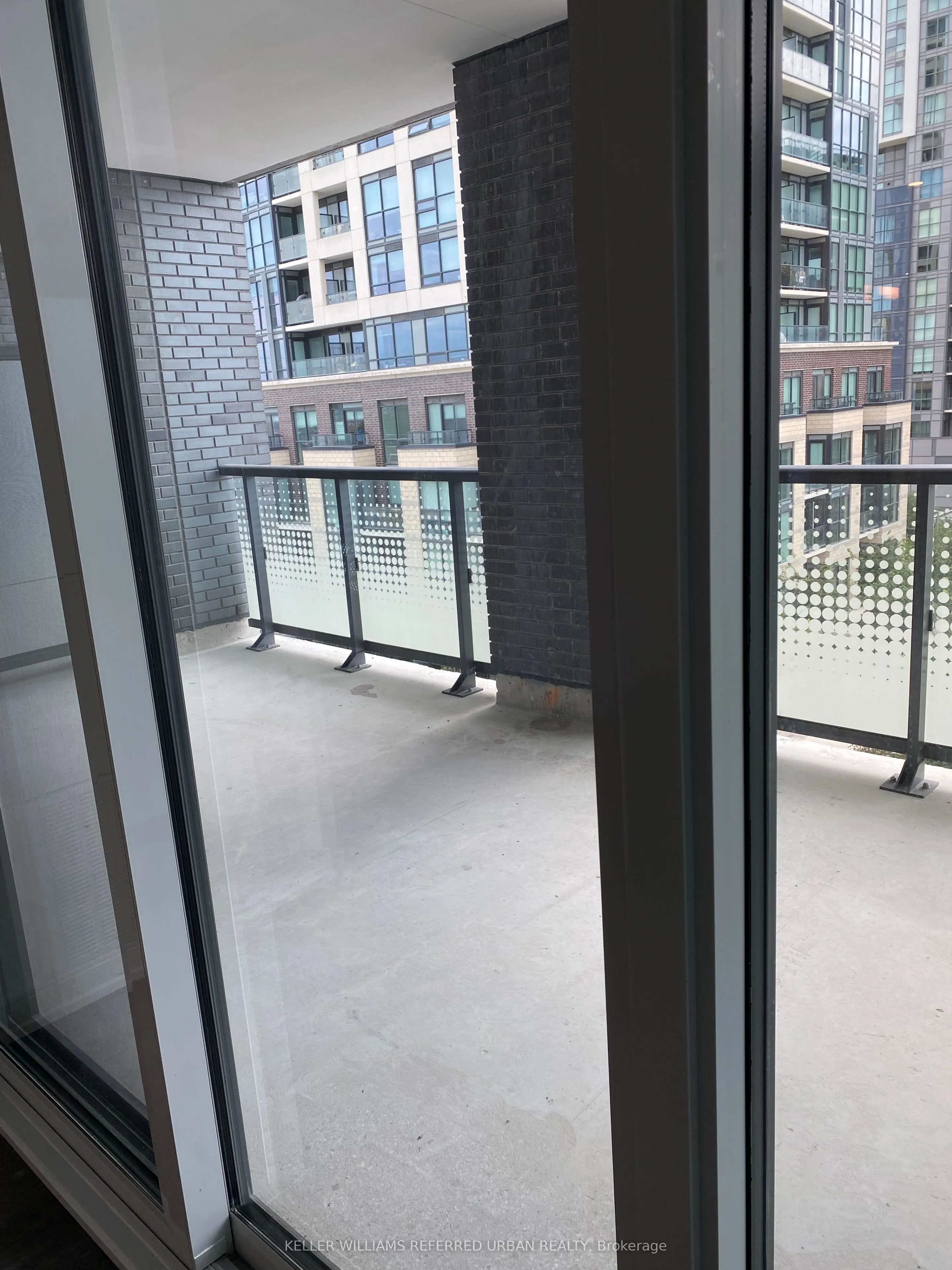 30 Samuel Wood Way, #401
