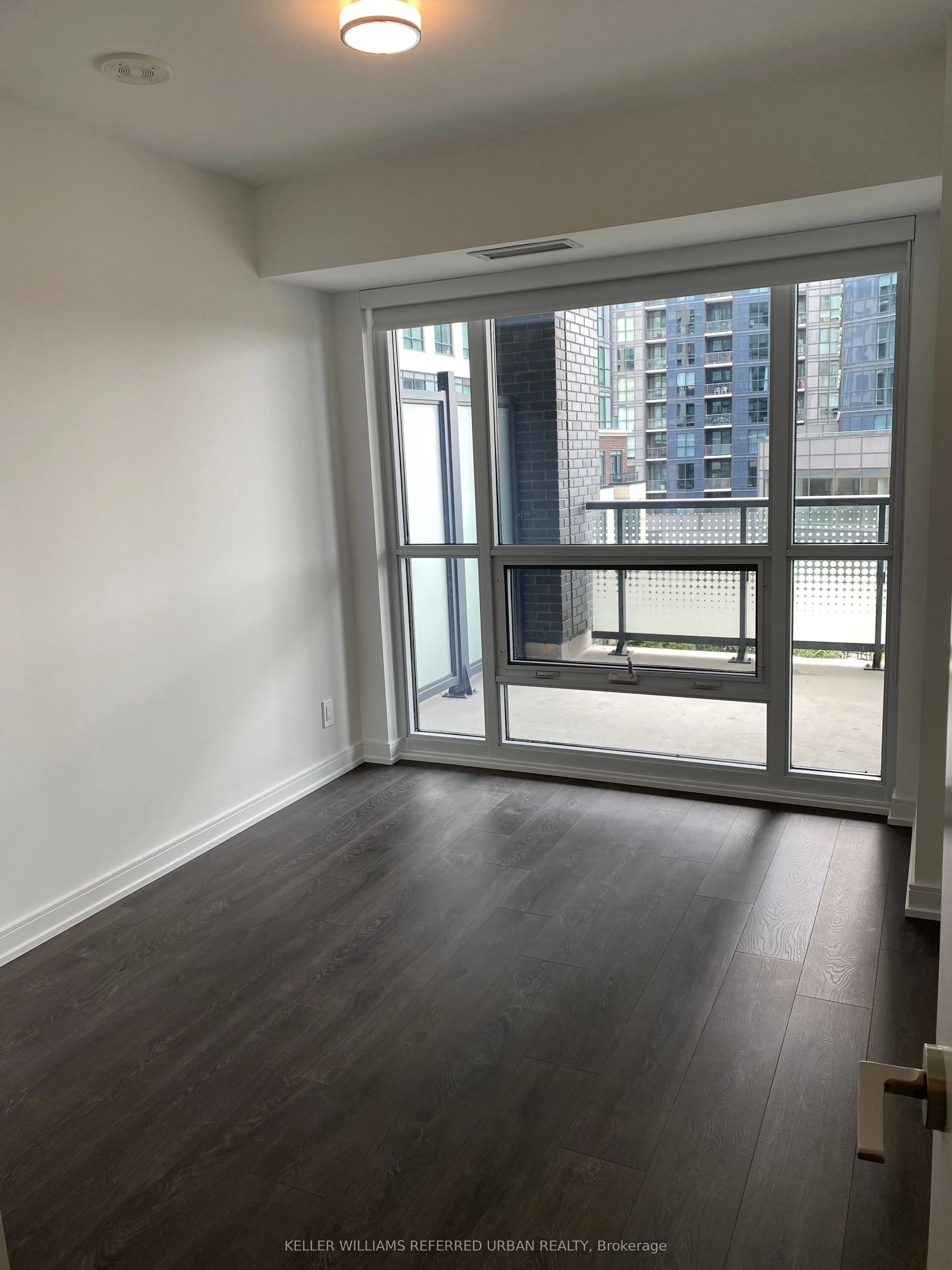 30 Samuel Wood Way, #401