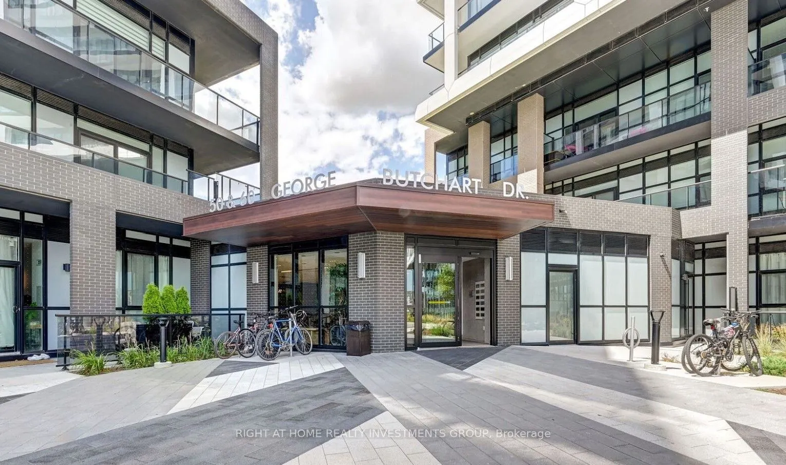 60 George Butchart Drive, #506