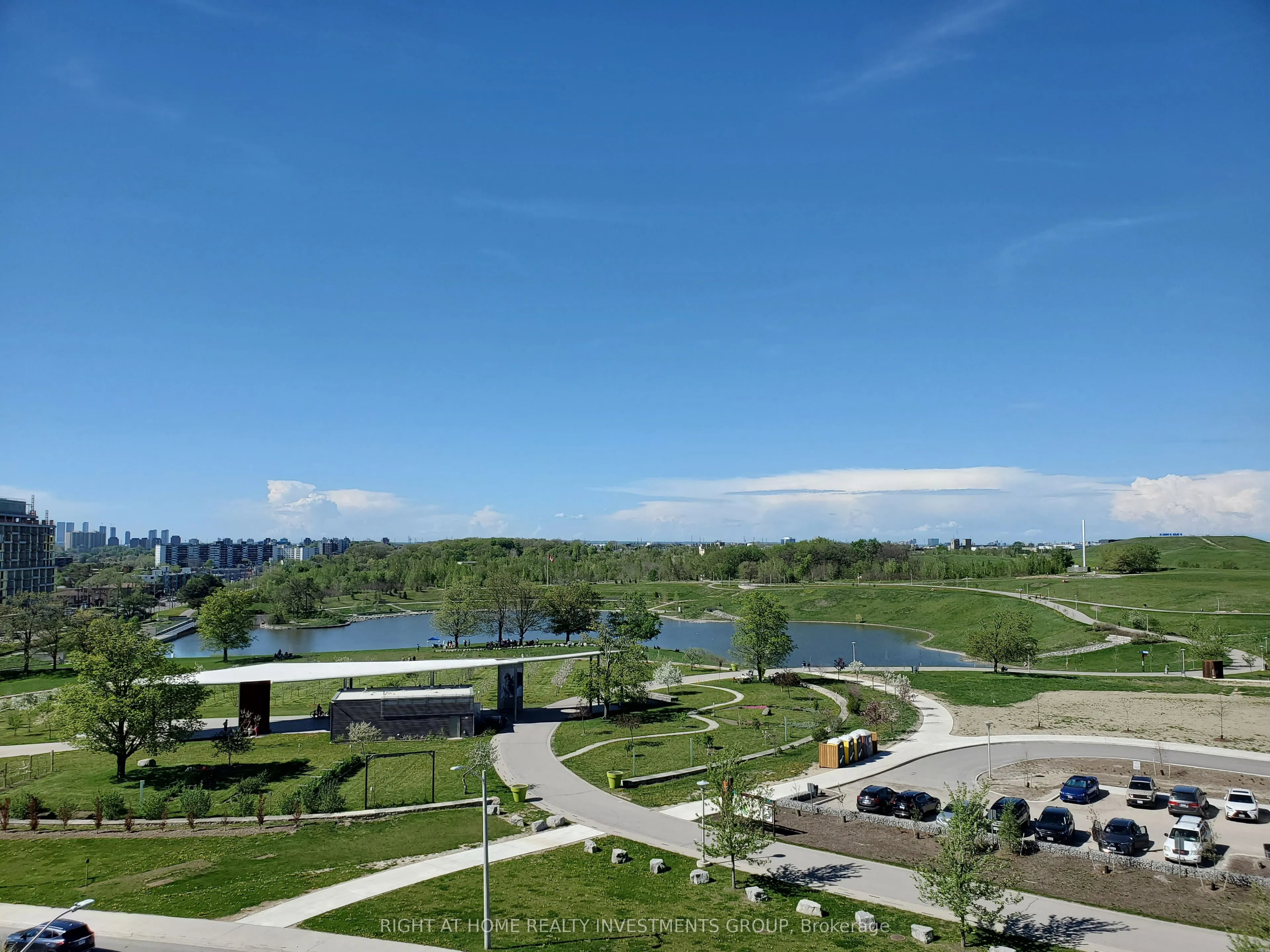 60 George Butchart Drive, #506