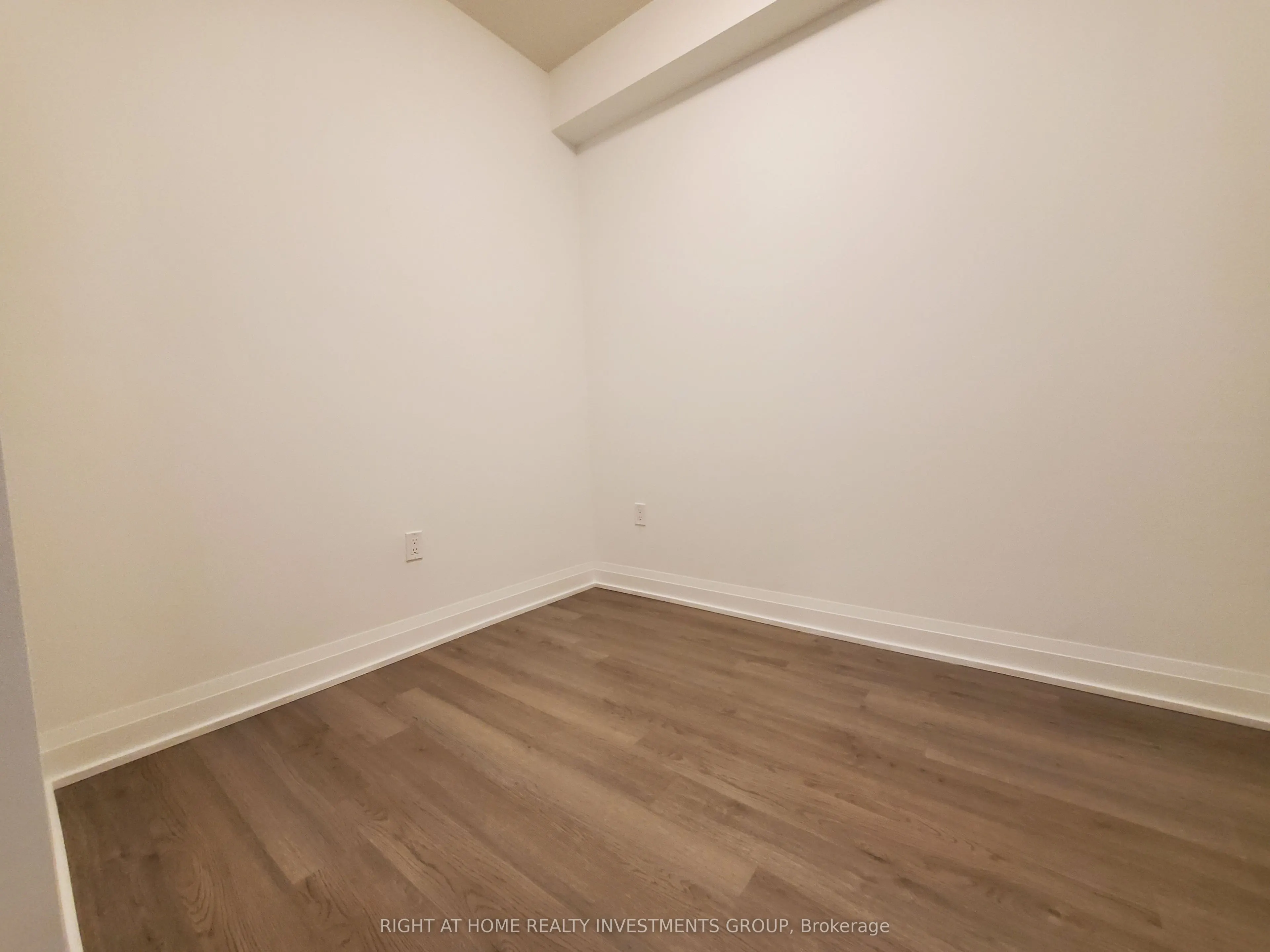 60 George Butchart Drive, #506