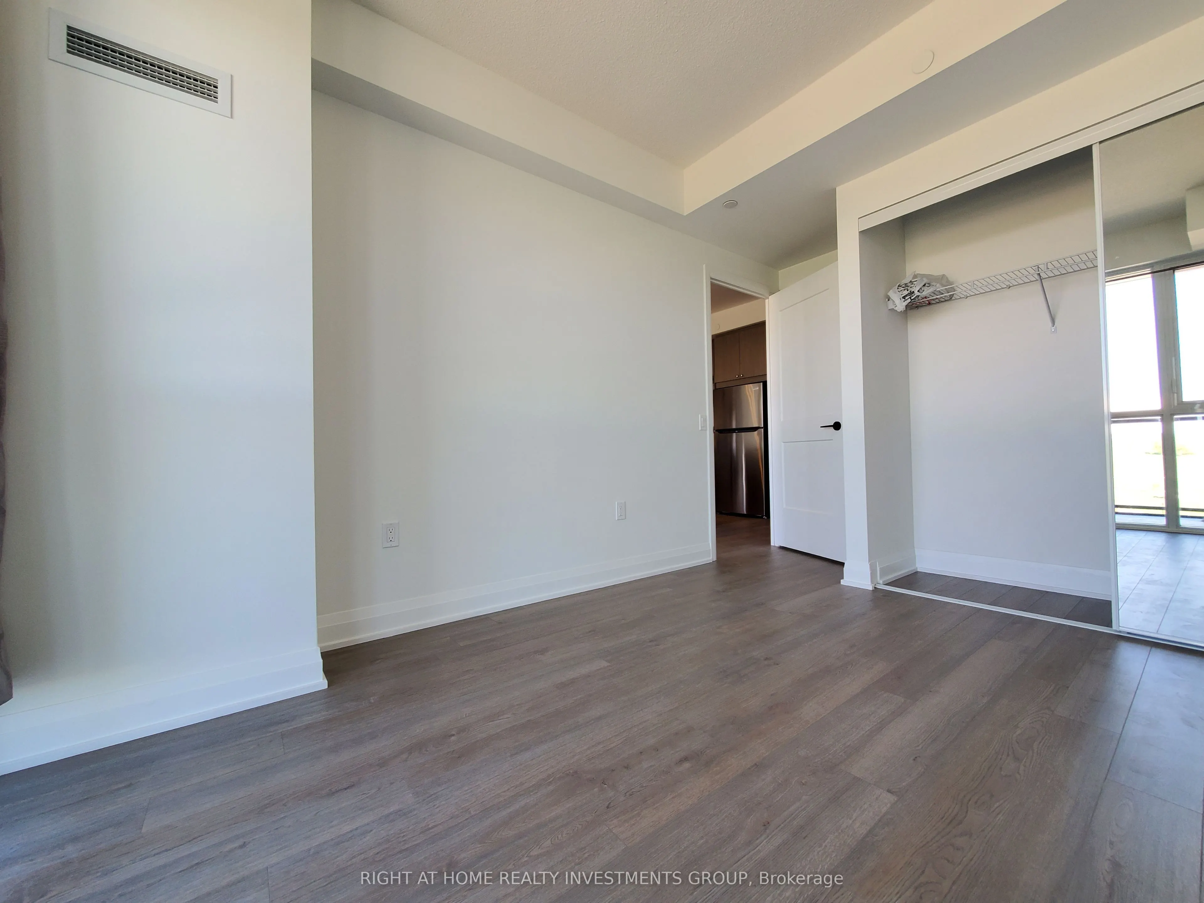 60 George Butchart Drive, #506