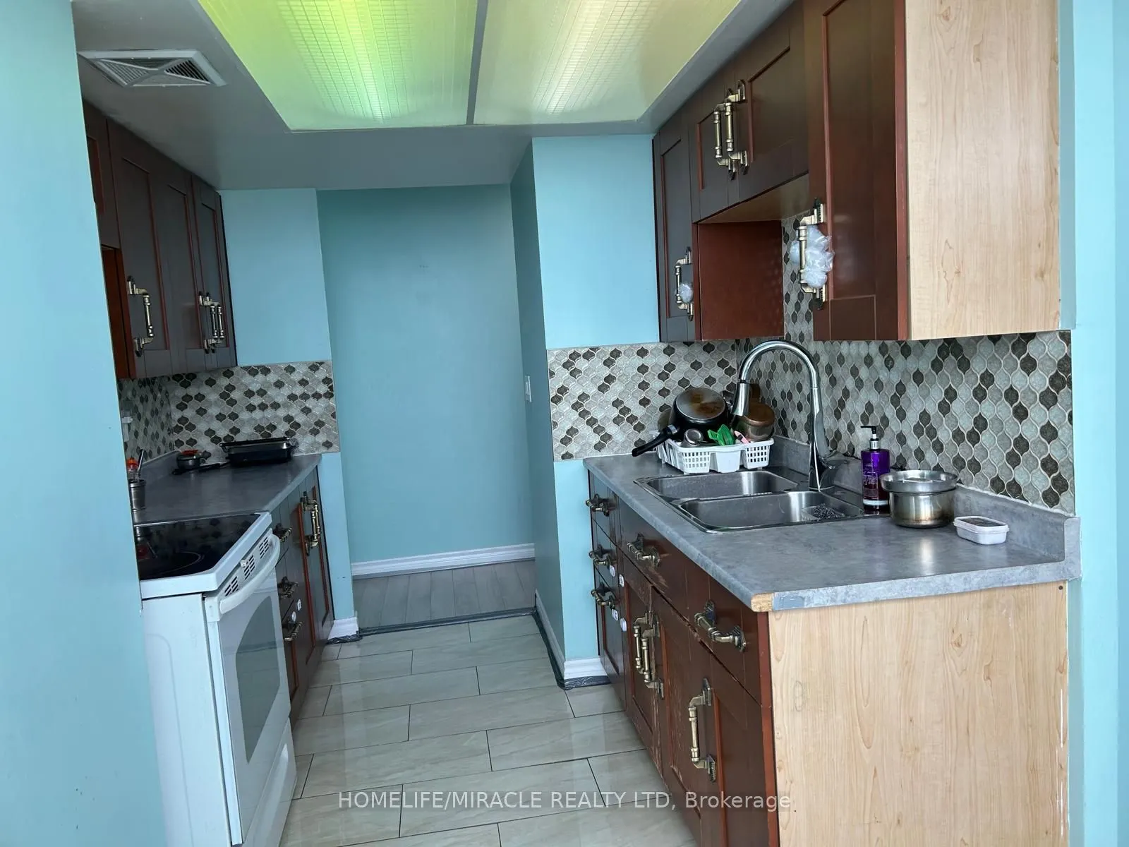 10 Markbrook Lane, #1906