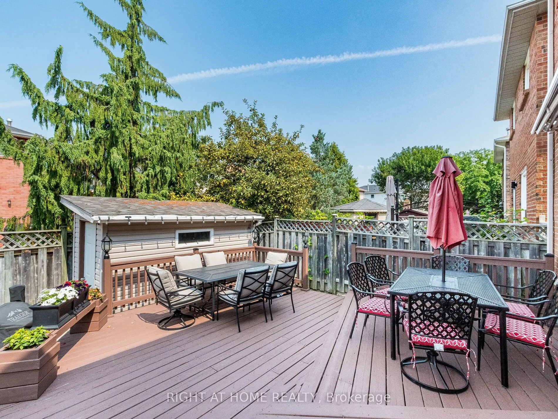 3306 Columbine Crescent